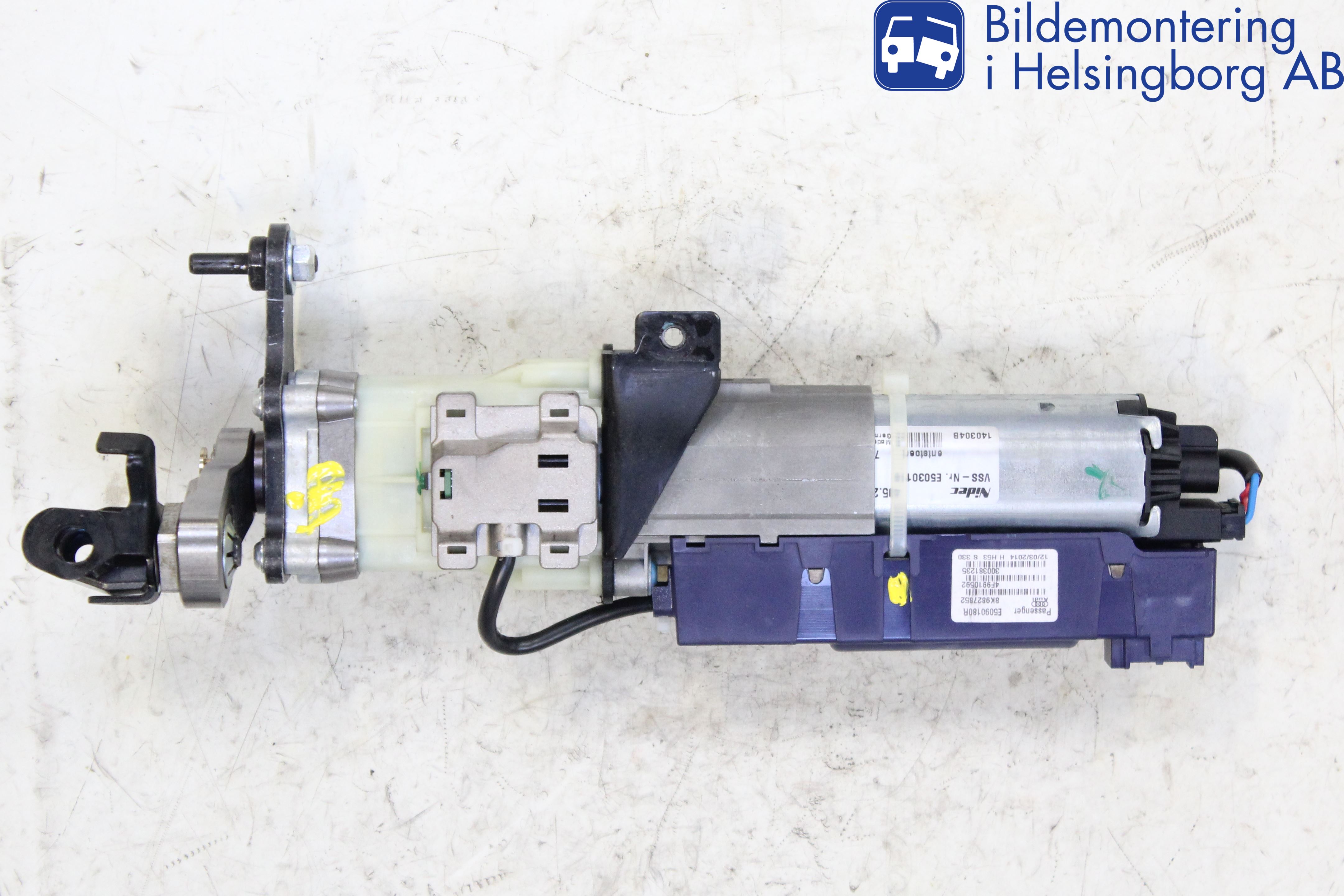 Audi A4 12-15 Bakluckeöppnare Automatisk