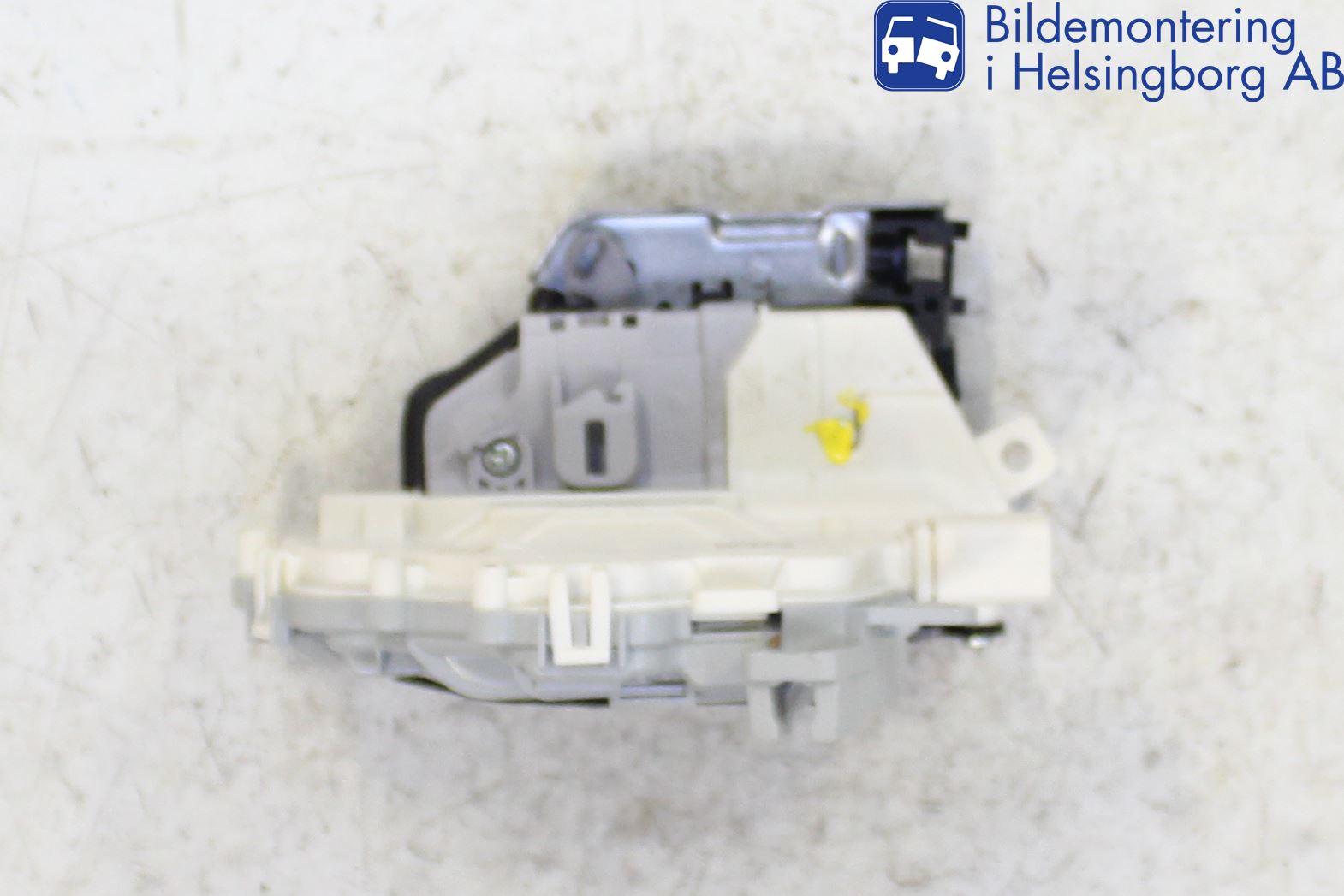 Audi A6 ALLROAD 12-18 Centrallåsmotor Vänster