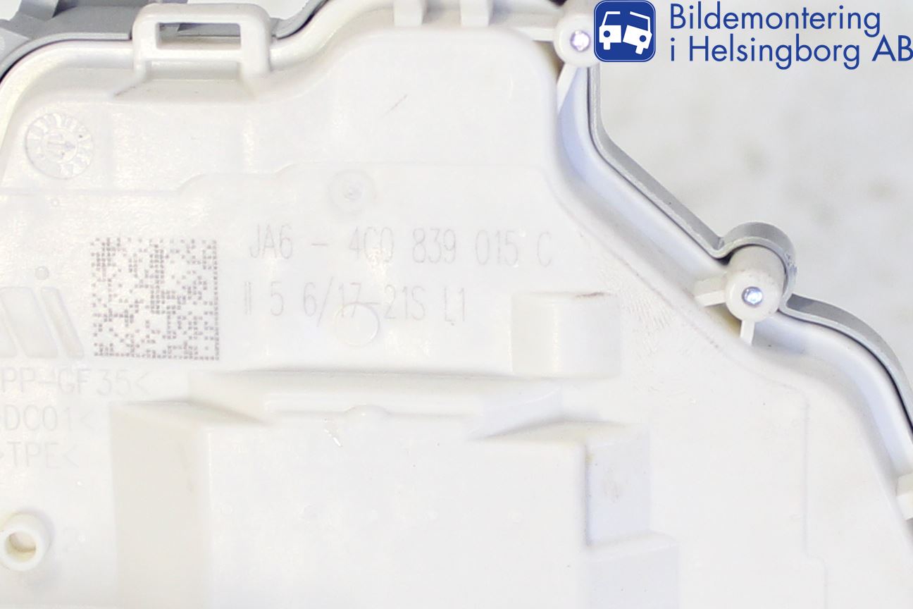 Audi A6 ALLROAD 12-18 Centrallåsmotor Vänster