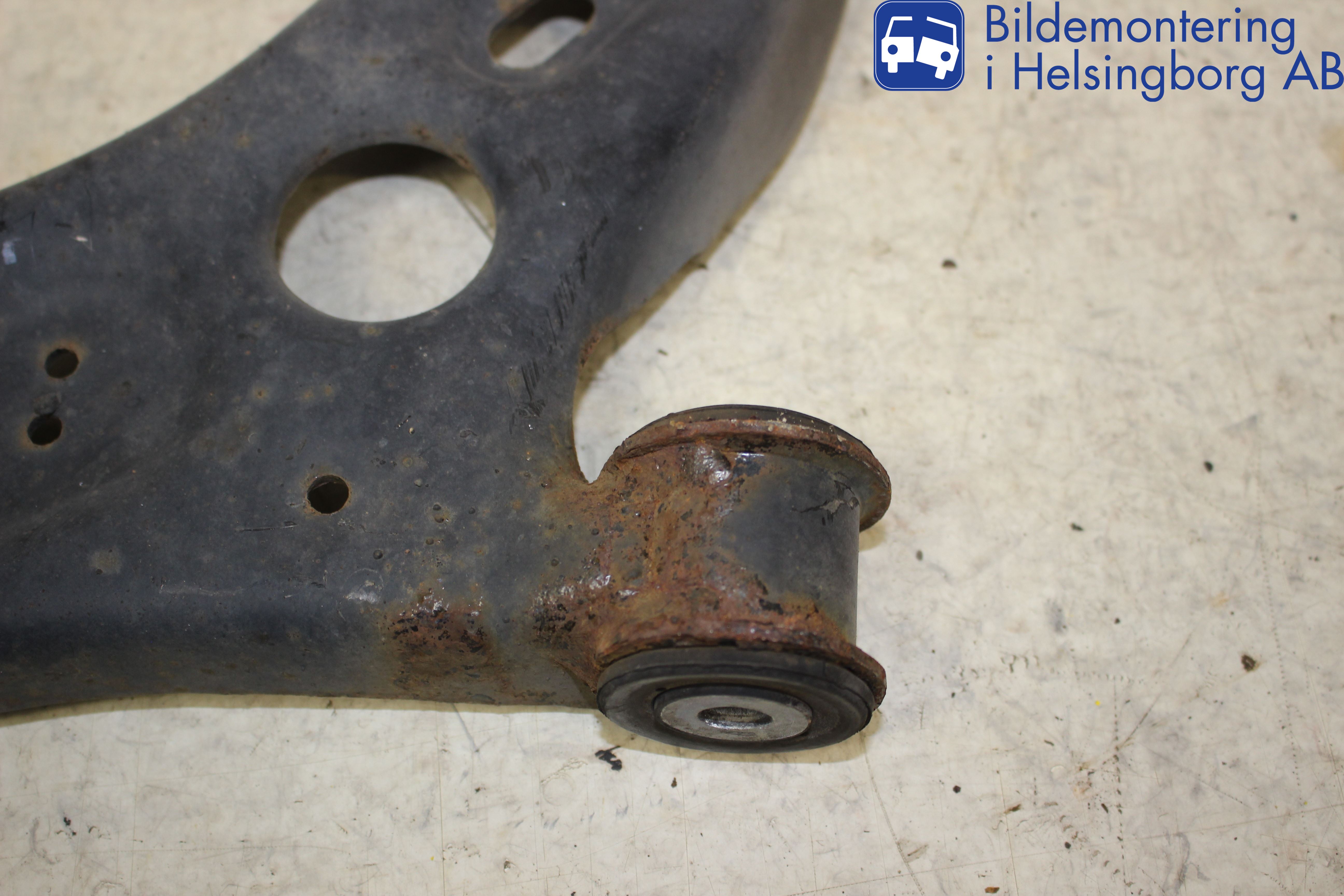 Audi A3/S3 05-13 Bärarm Fram Undre Hö