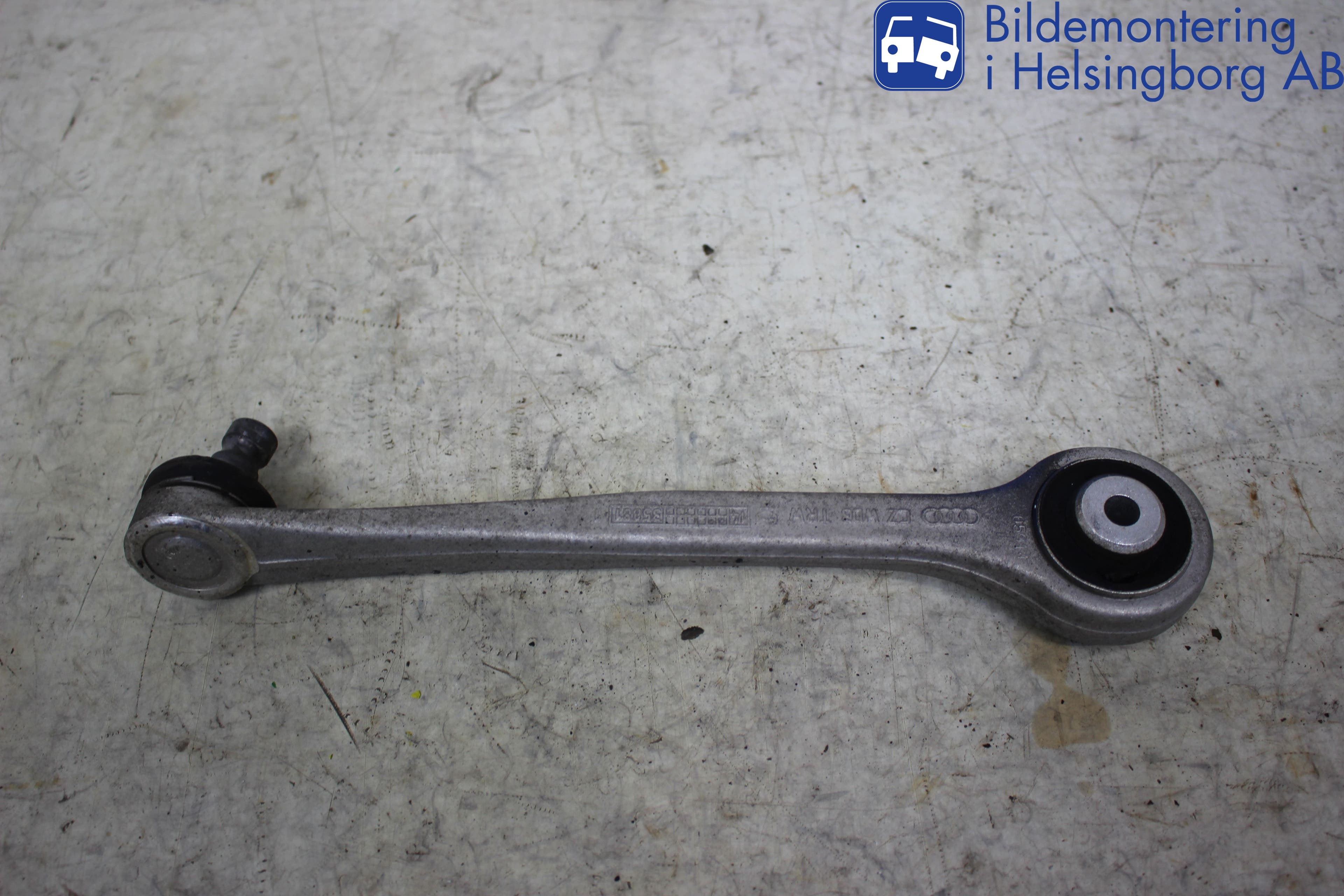 Audi A5 07-16 Bärarm Fram Övre Vä