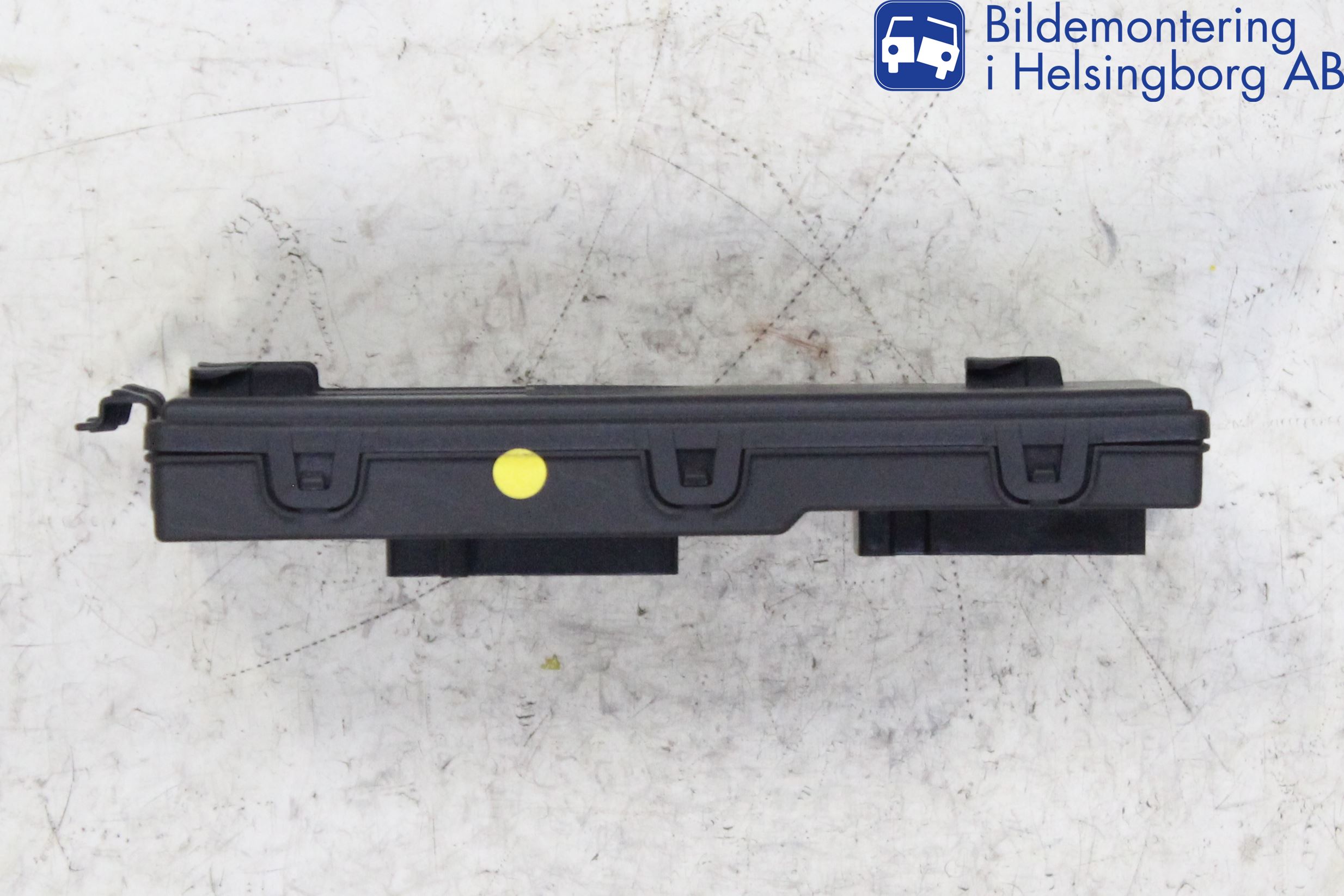 Volkswagen VW PASSAT 15-19 Styrenhet Baklucka