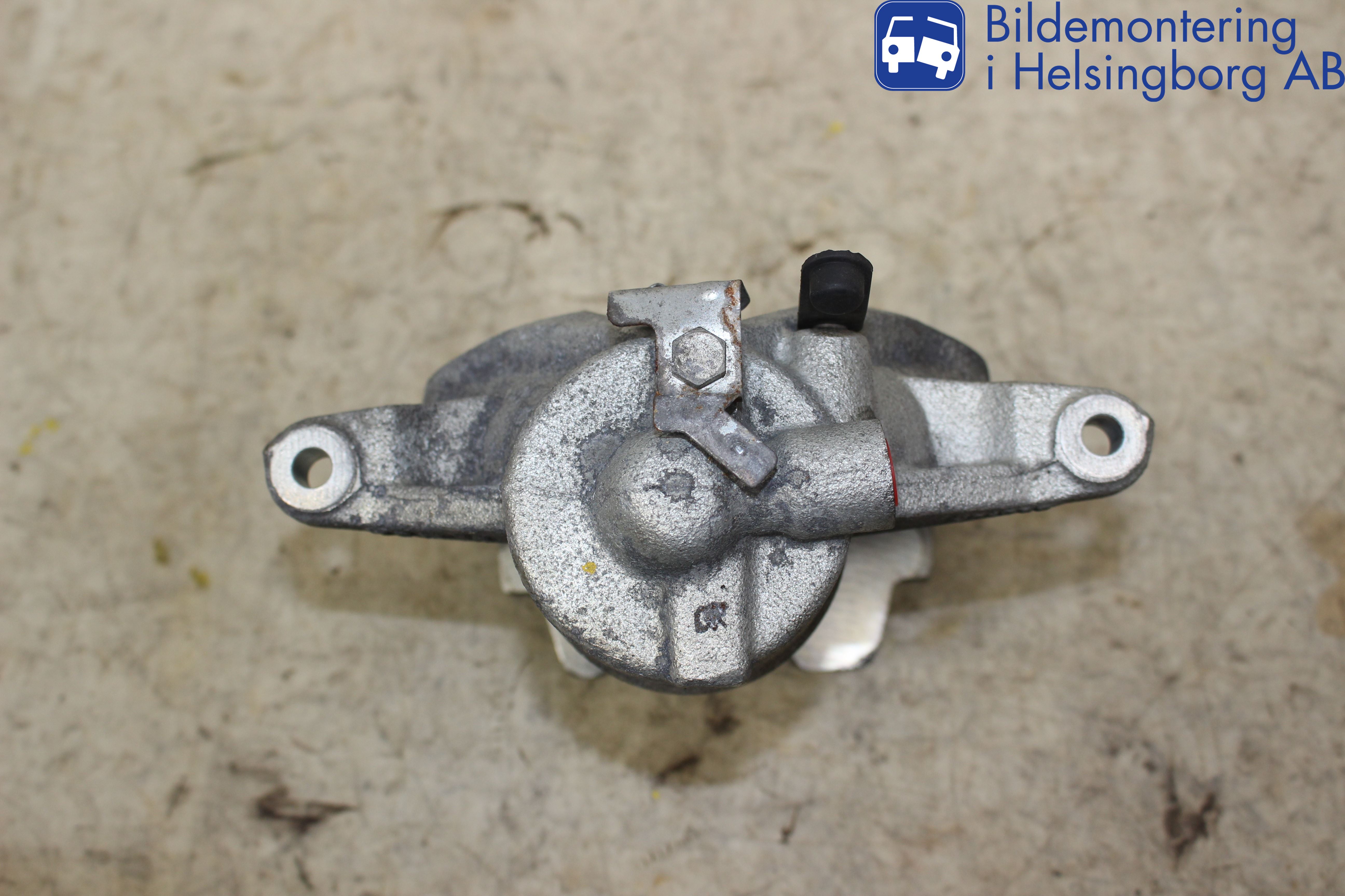 Fiat DOBLO CARGO Bromsok Fram Höger