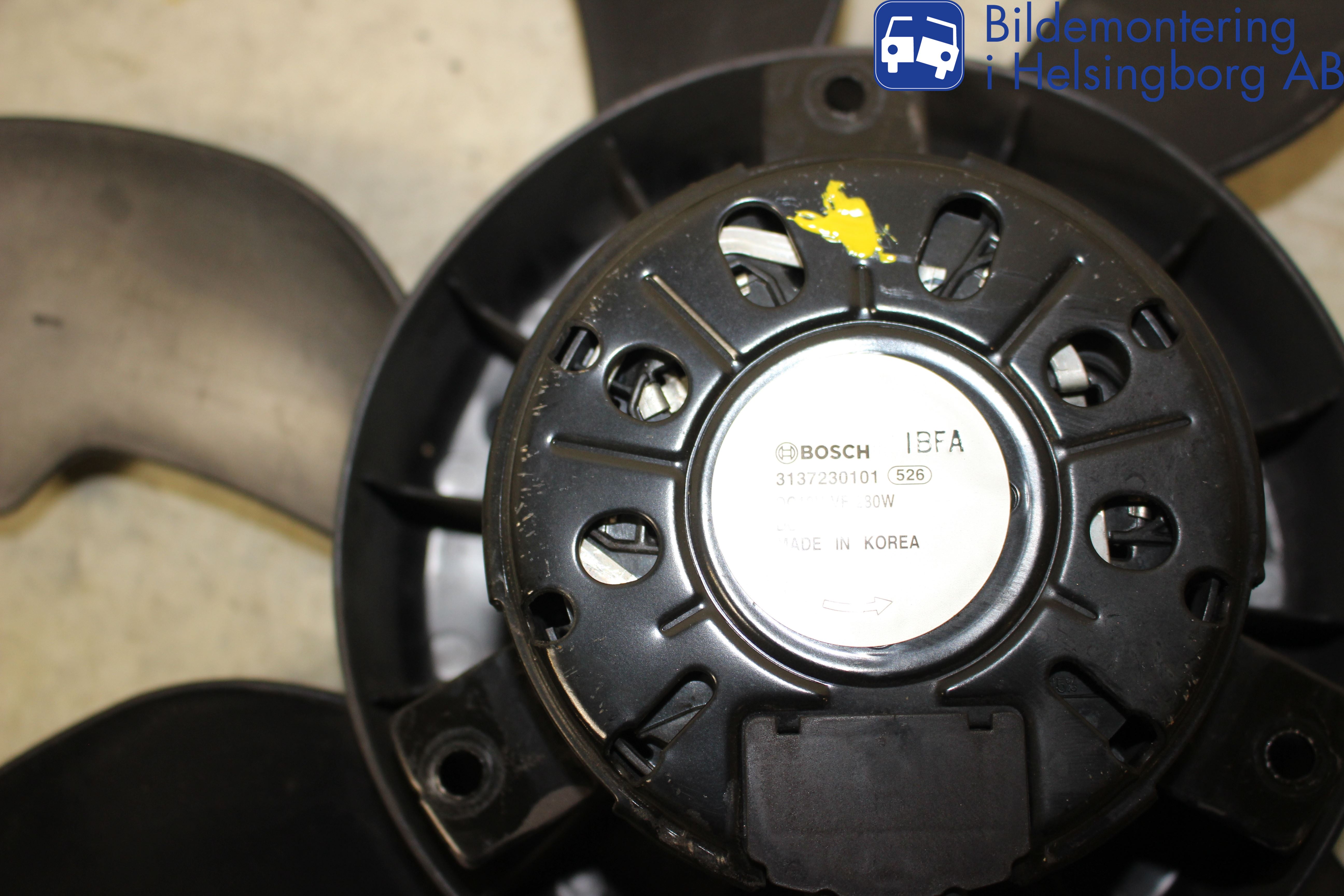 Hyundai i40 08-15 Kylfläkt El