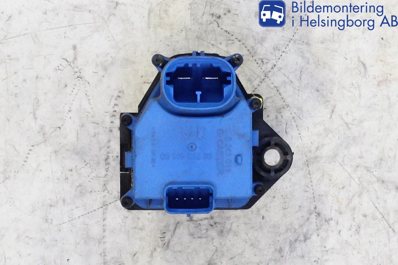 Peugeot 3008 09-16 Relä Kylfläkt