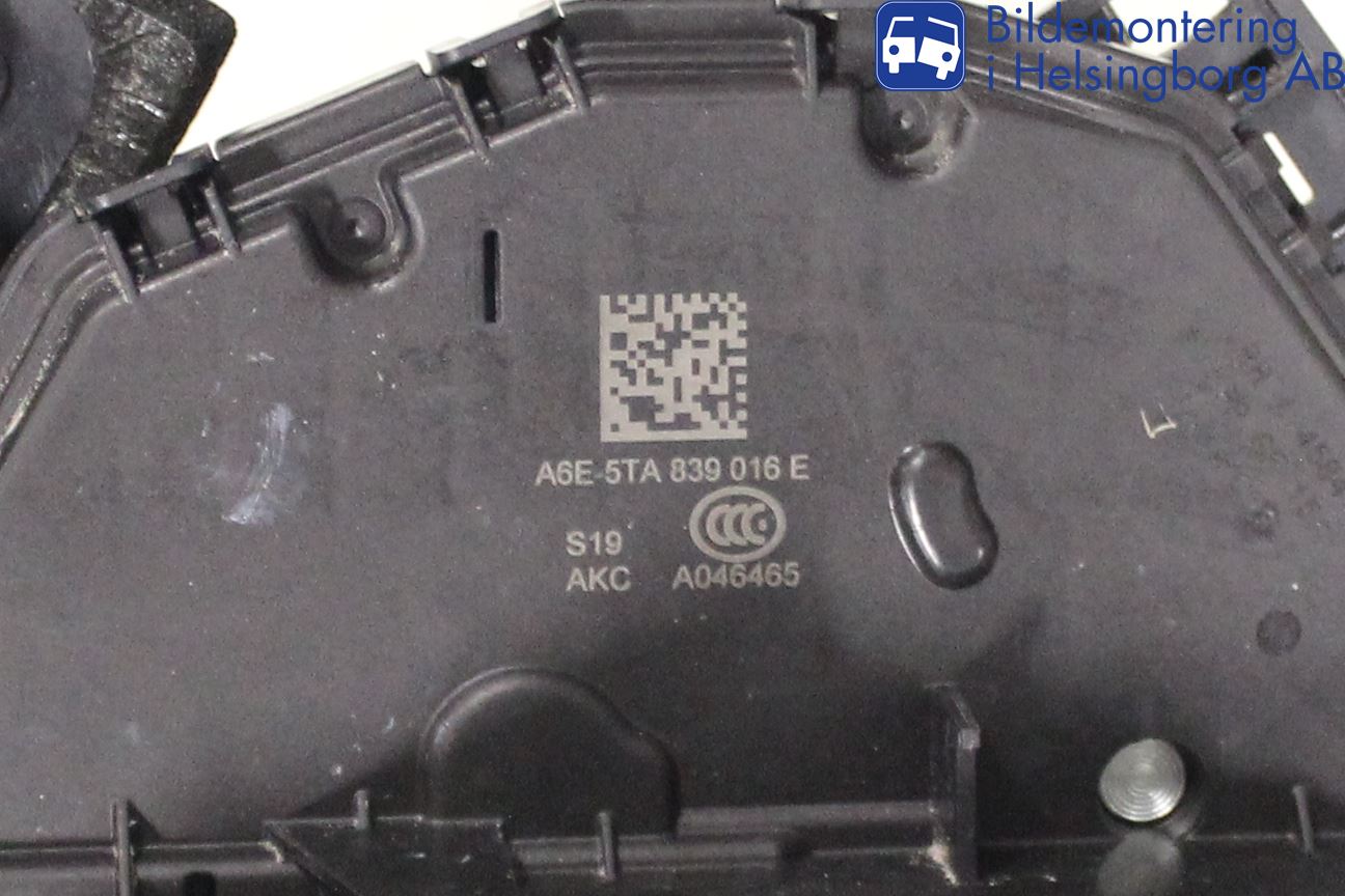 Skoda FABIA 15-21 Centrallåsmotor Höger