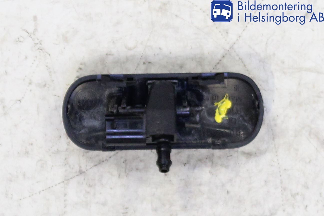 Volkswagen VW PASSAT 15-19 Spolarmunstycke Rutor