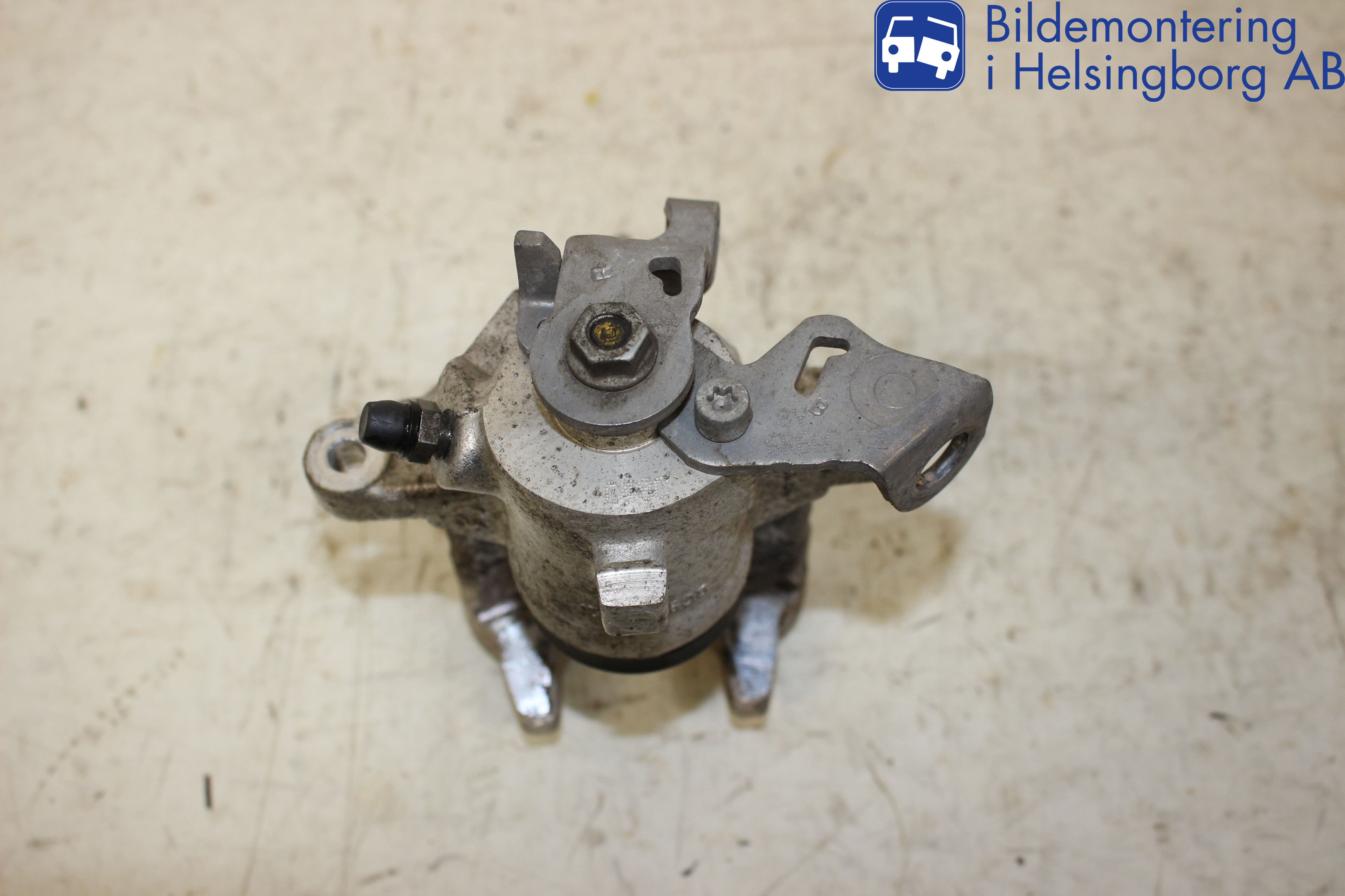 Skoda FABIA 15-21 Bromsok Bak Höger