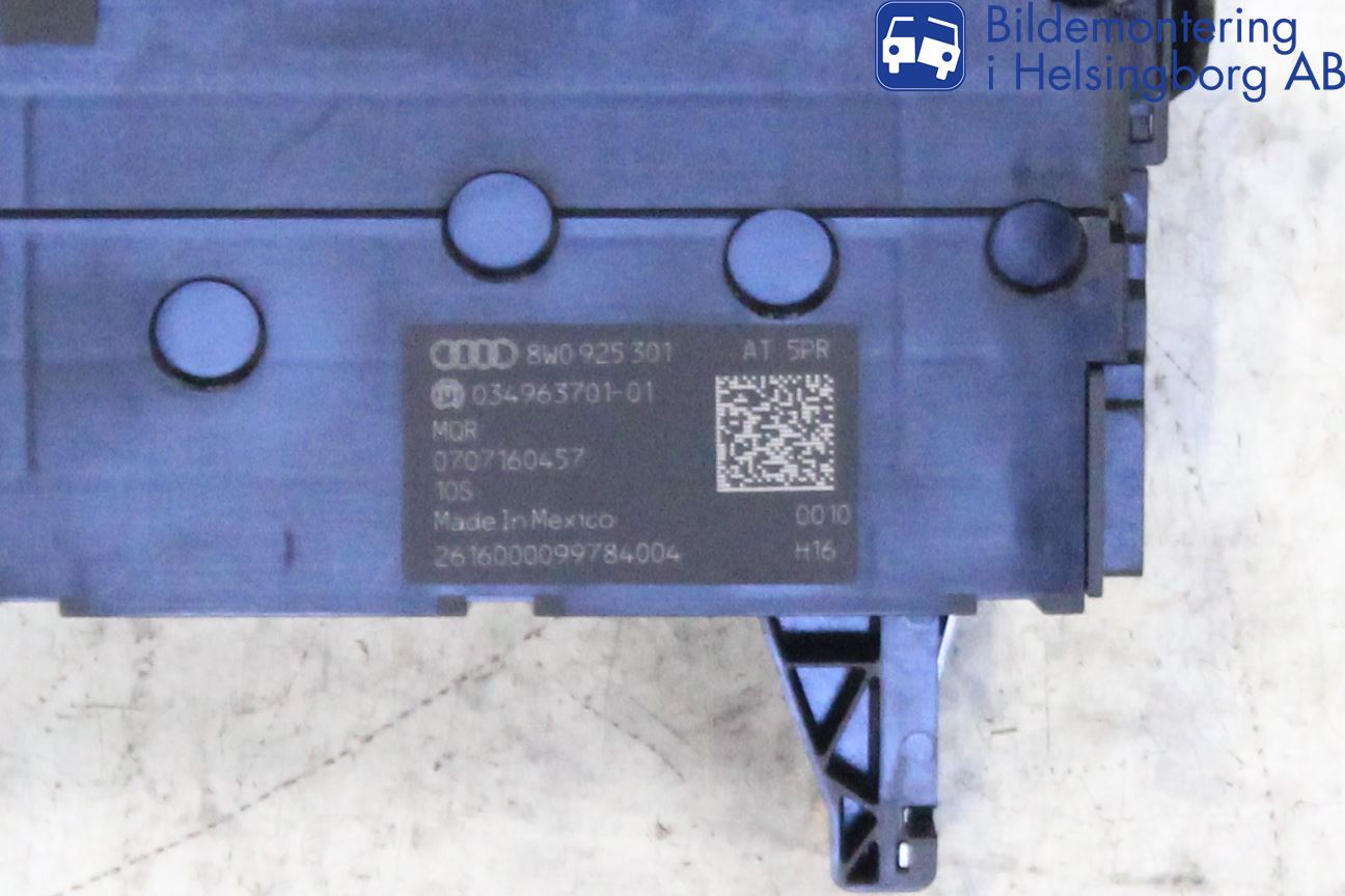 Audi A4/S4 B9 16-19 Strömställare Multifunktion