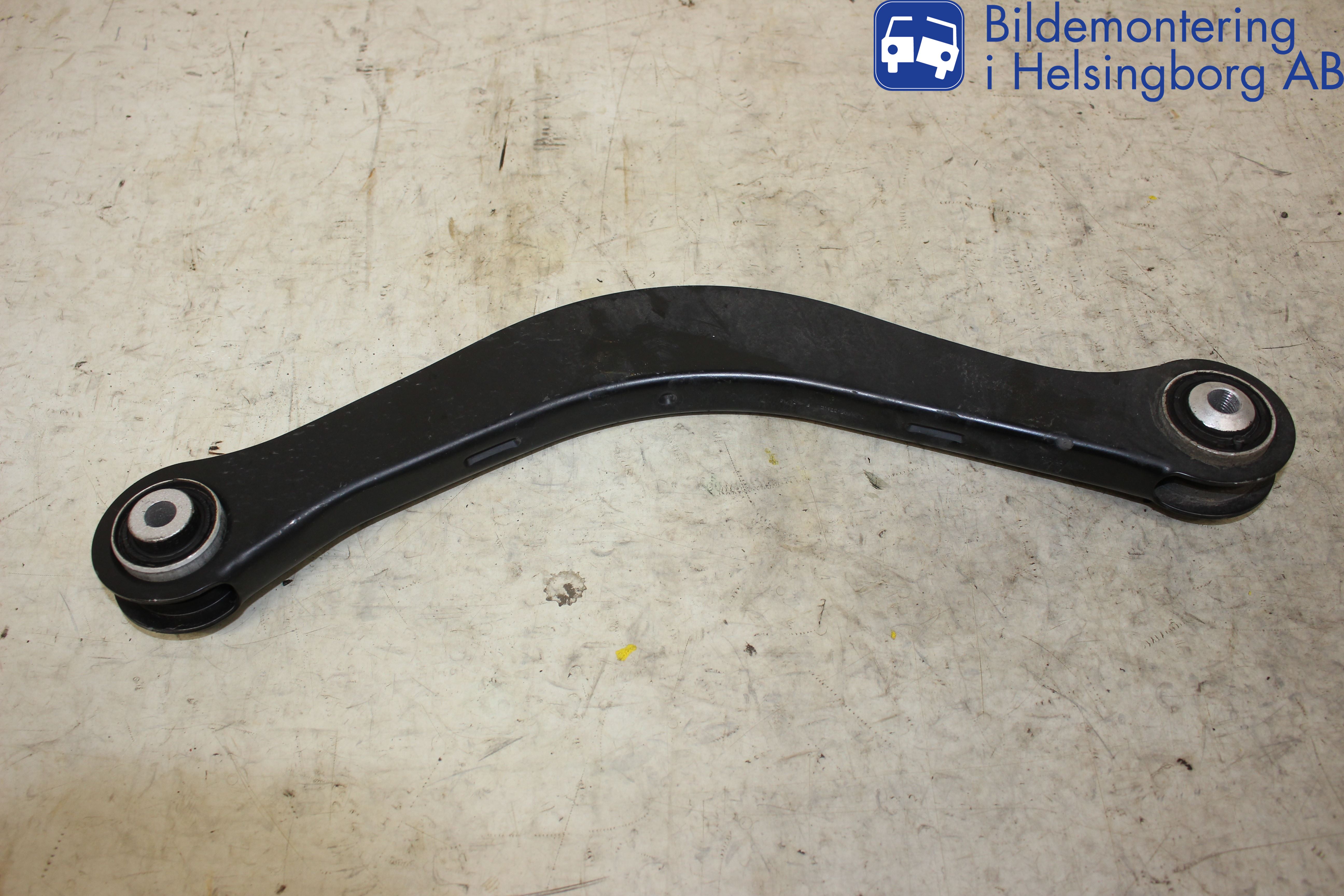 Audi A4/S4 B9 16-19 Bärarm Bak Övre Höger