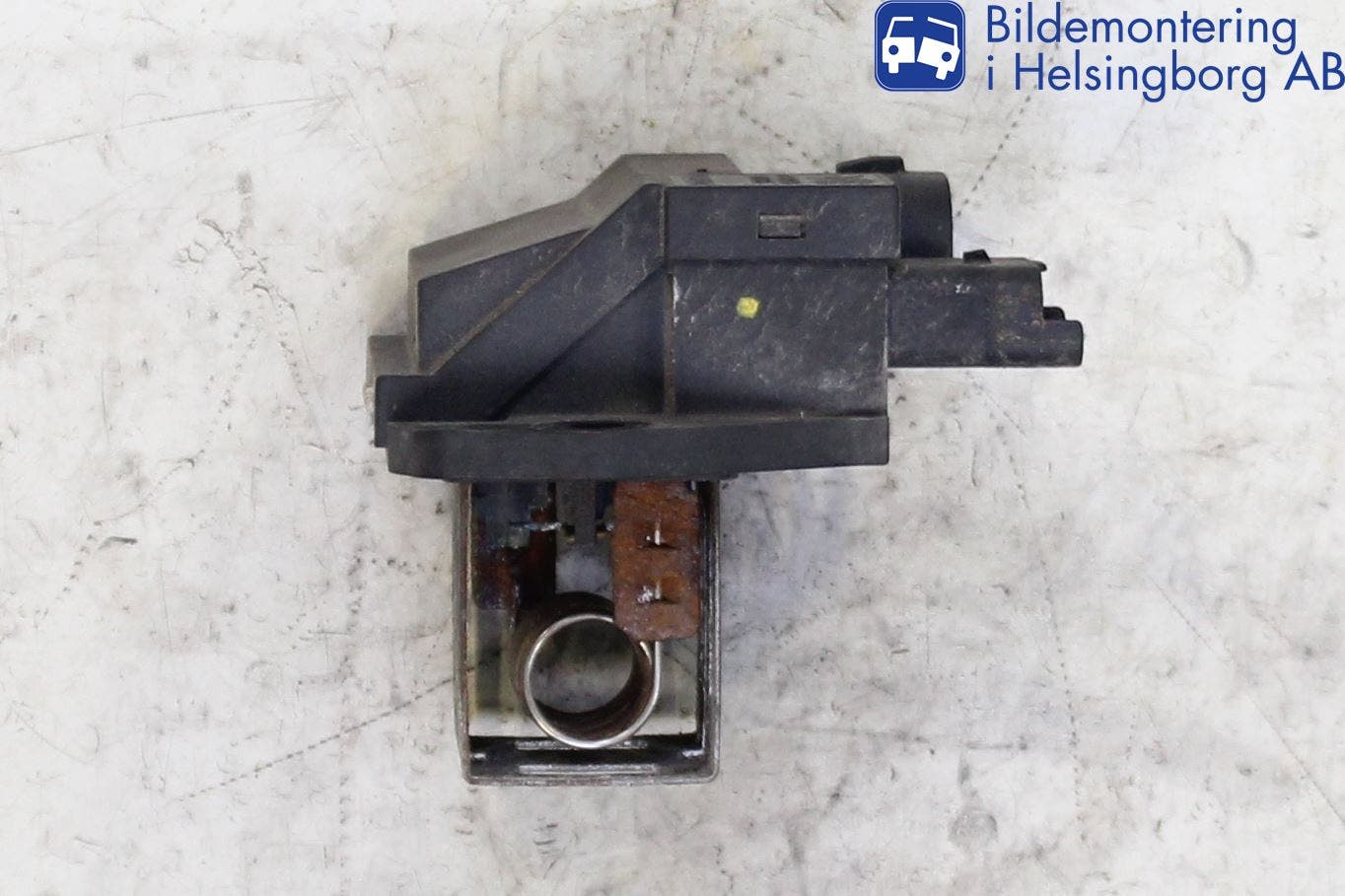 Peugeot 208 12-15 Relä Kylfläkt