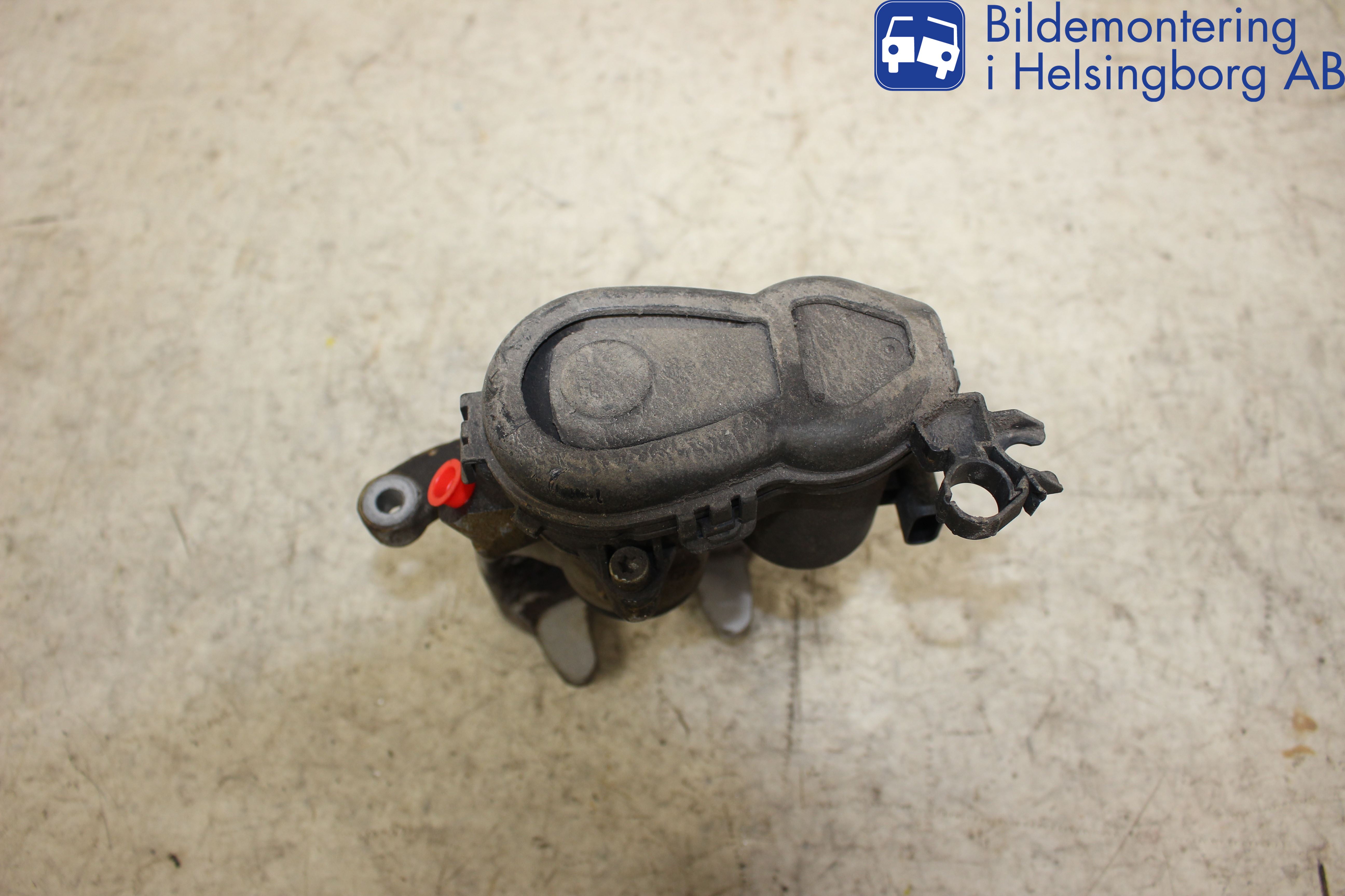 Mercedes-Benz MB GLA-KLASS (X156) 13-20 Bromsok Bak Vänster