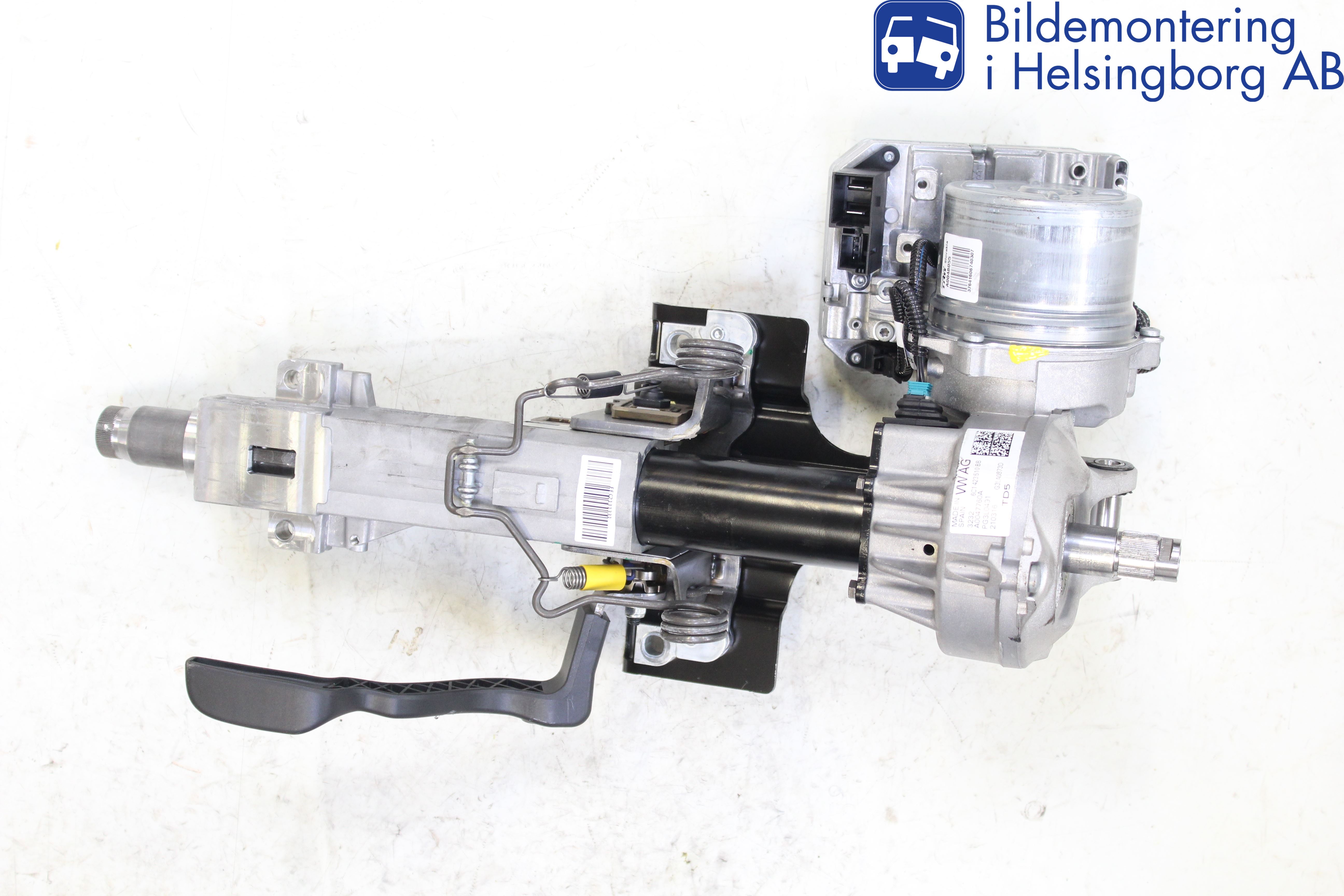 Volkswagen VW POLO 10-17 Rattaxelagg Med Inb Servo