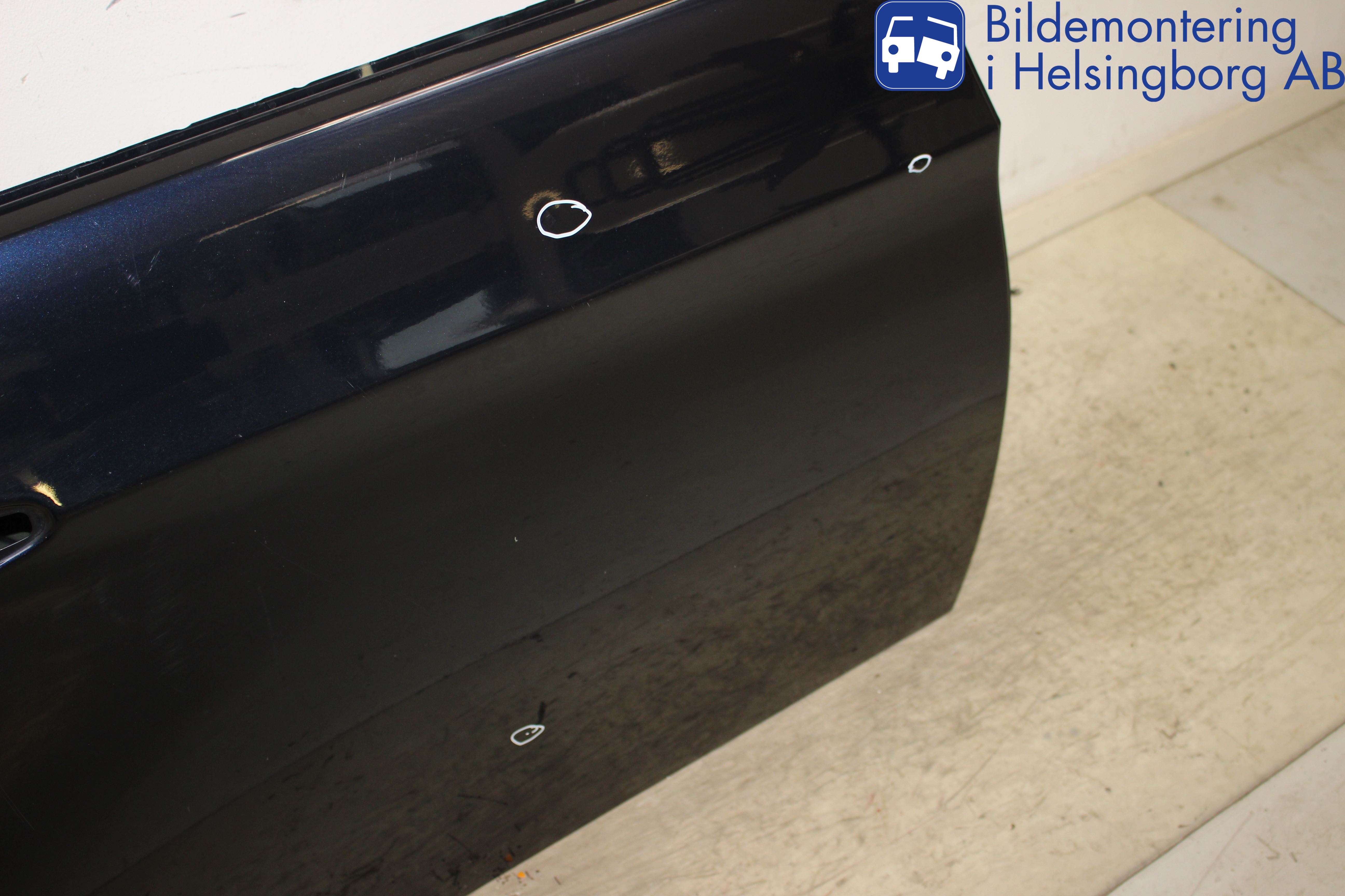 BMW 3 E90/91 SED/TOU 05-12 Dörr Bak Höger