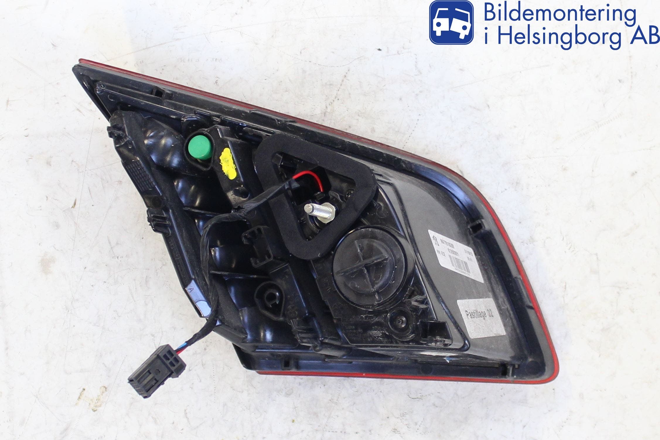 Peugeot 308 14-21 Bakljus Lucka Hö