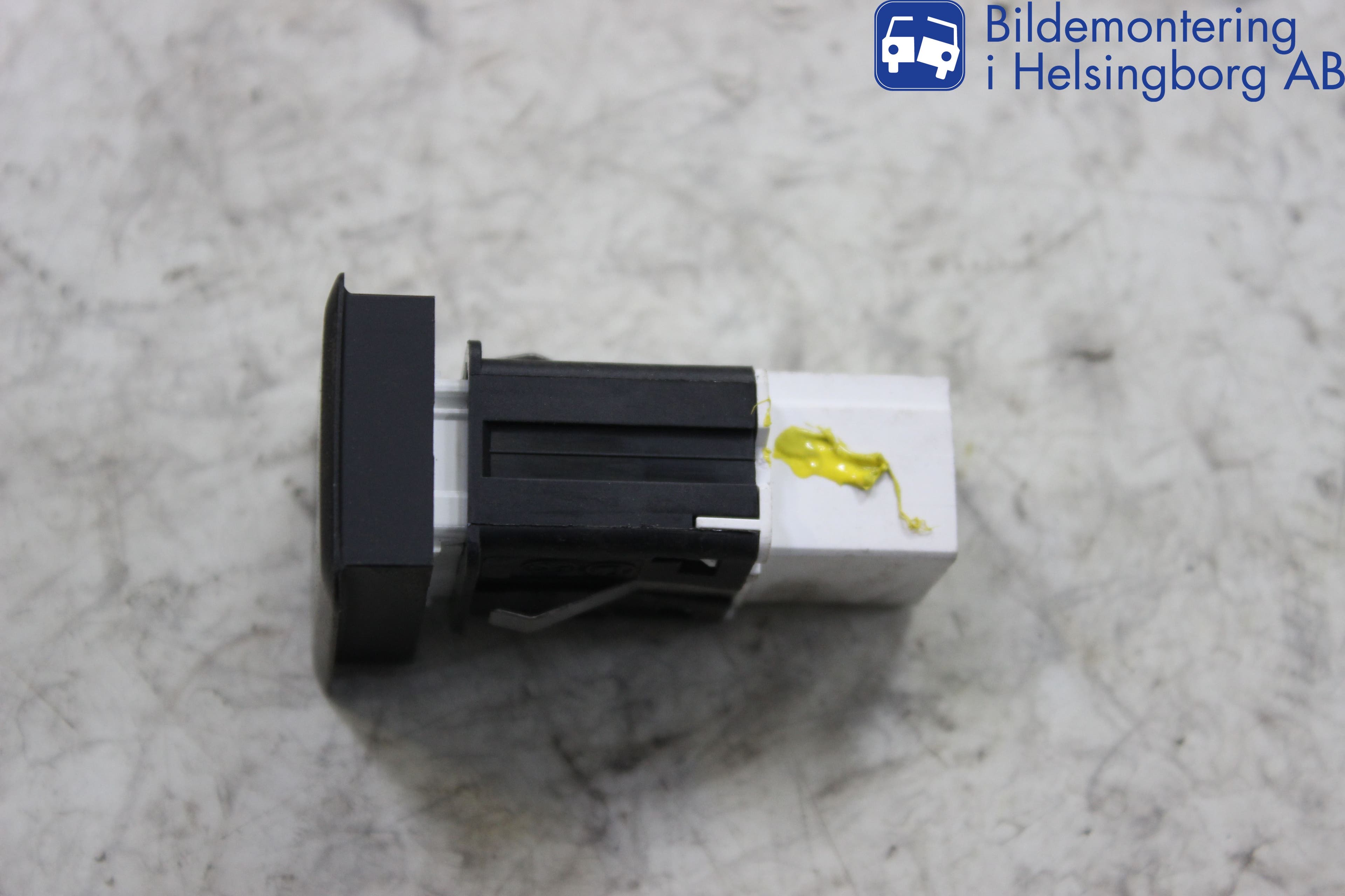 Volkswagen VW TRANSP/CARAVELLE (T5) 04-15 Strömställare Antisladd