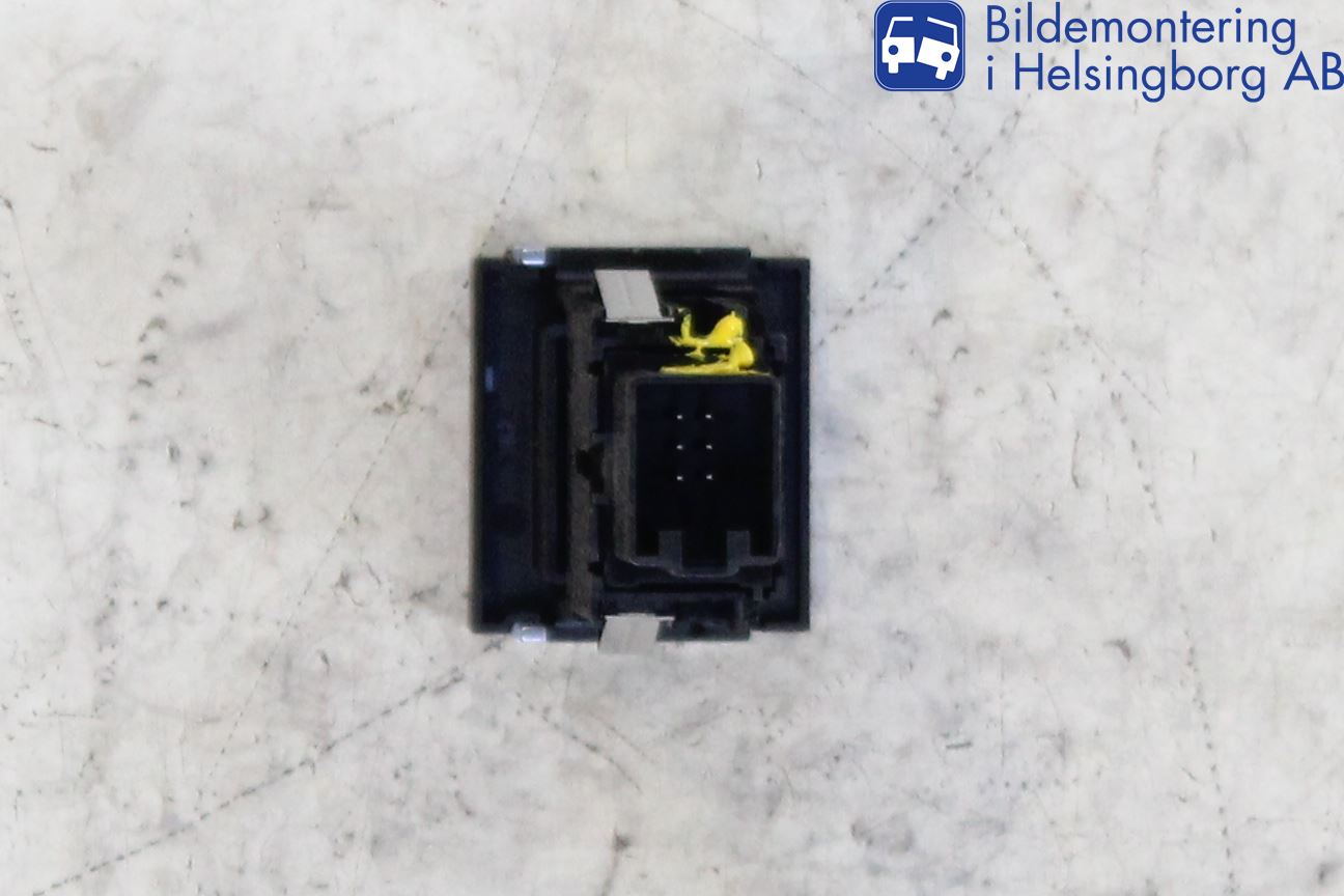Volkswagen VW TIGUAN 16-24 Strömställare Antisladd