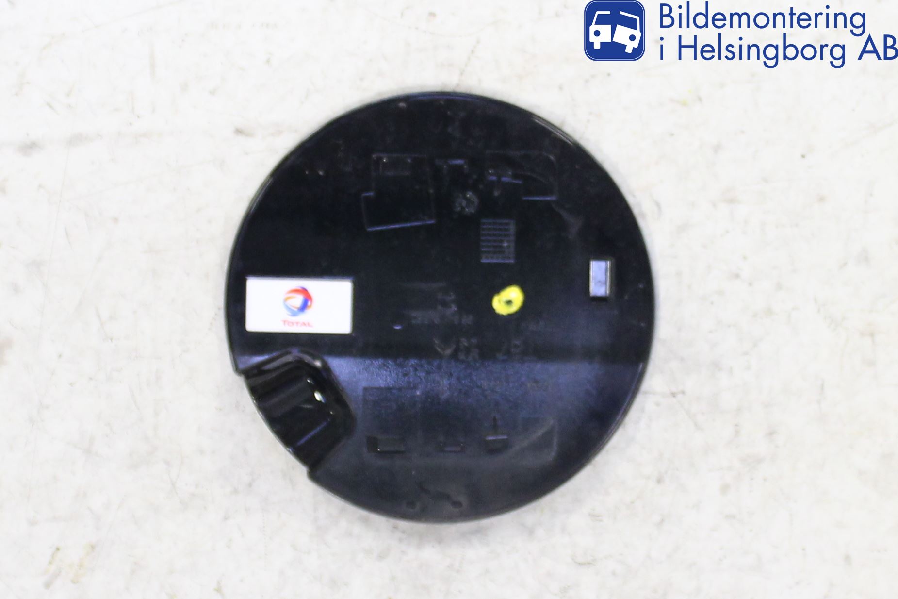 Peugeot 5008 10-16 Tanklucka