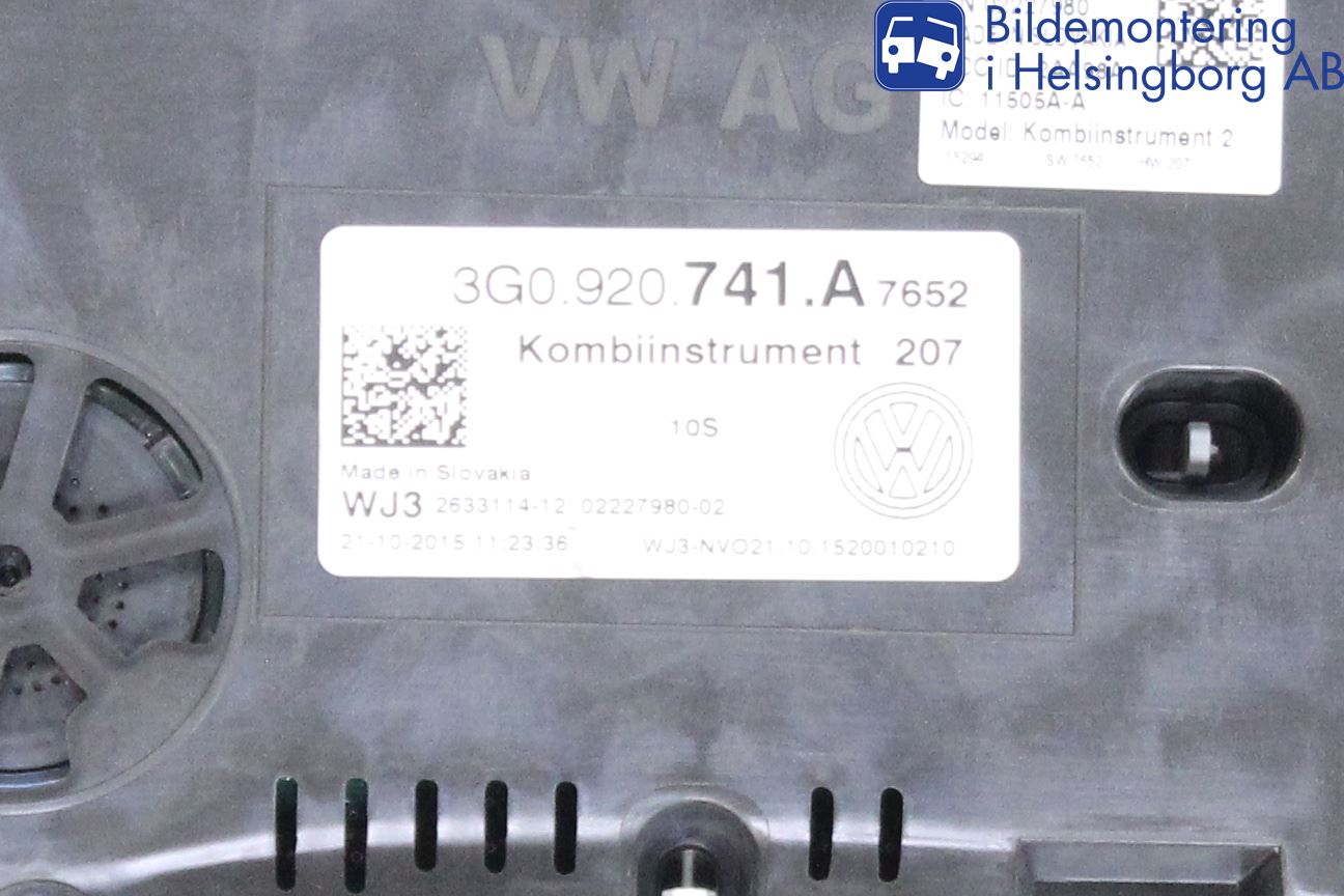 Volkswagen VW PASSAT 15-19 Instrument Komb