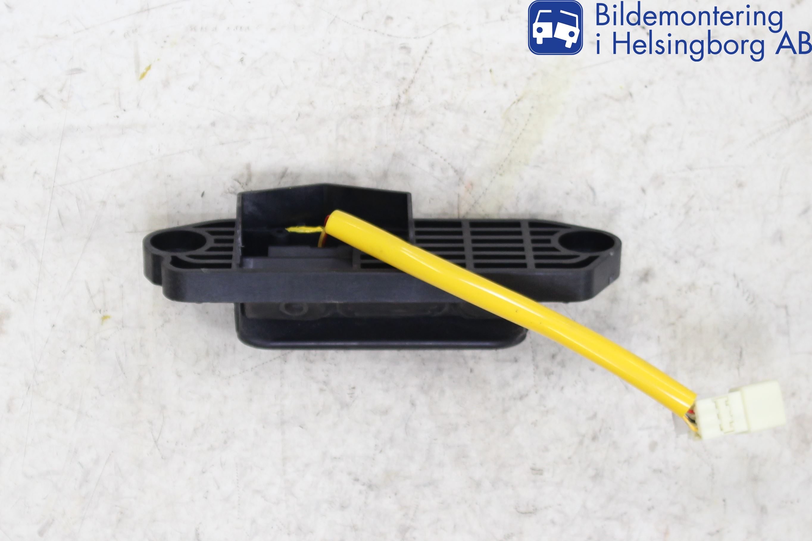 Mitsubishi OUTLANDER 13-21 Bakluckehandtag