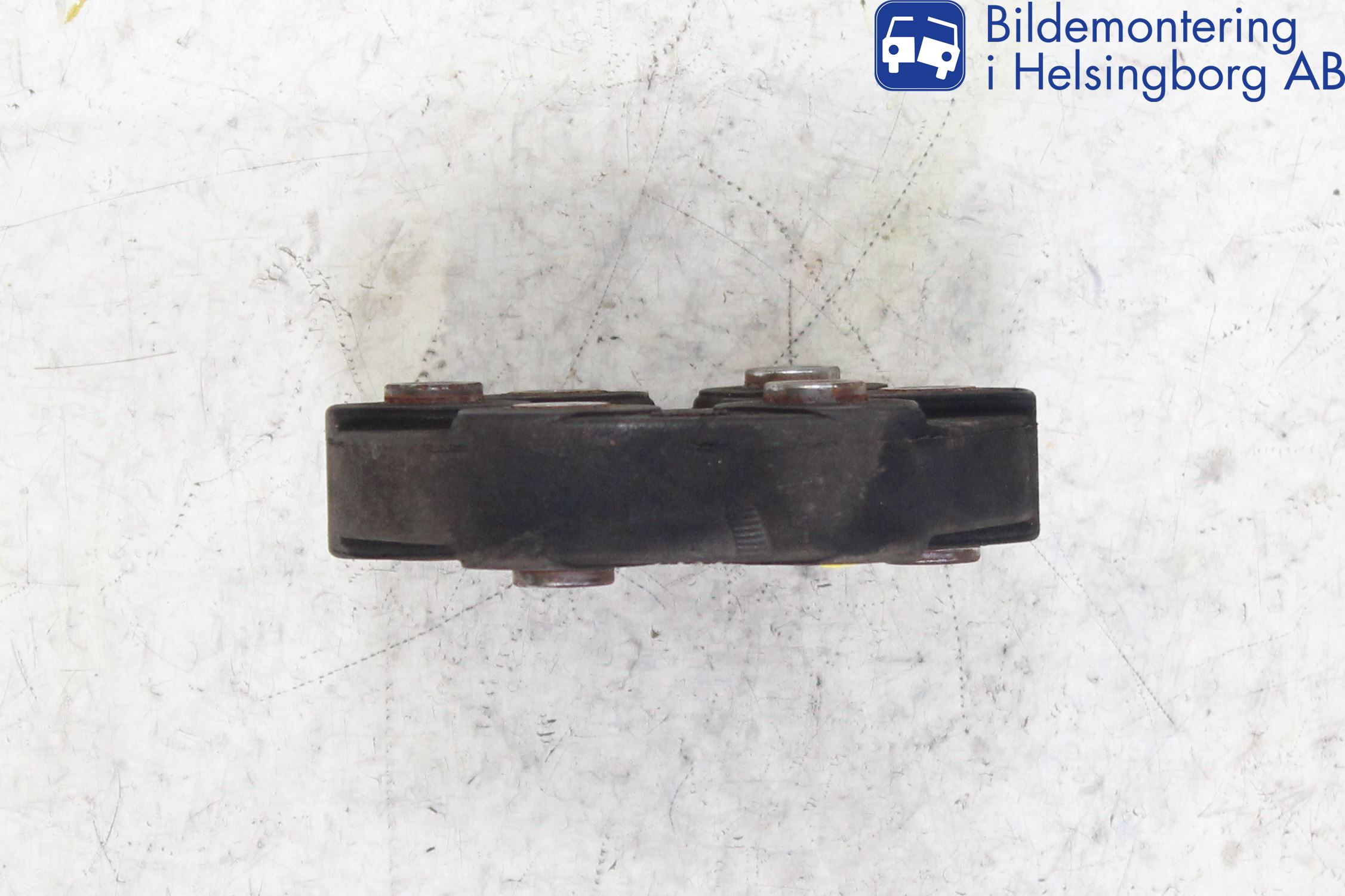 Mercedes-Benz MB GLA-KLASS (X156) 13-20 Mellanaxel Gummiknut