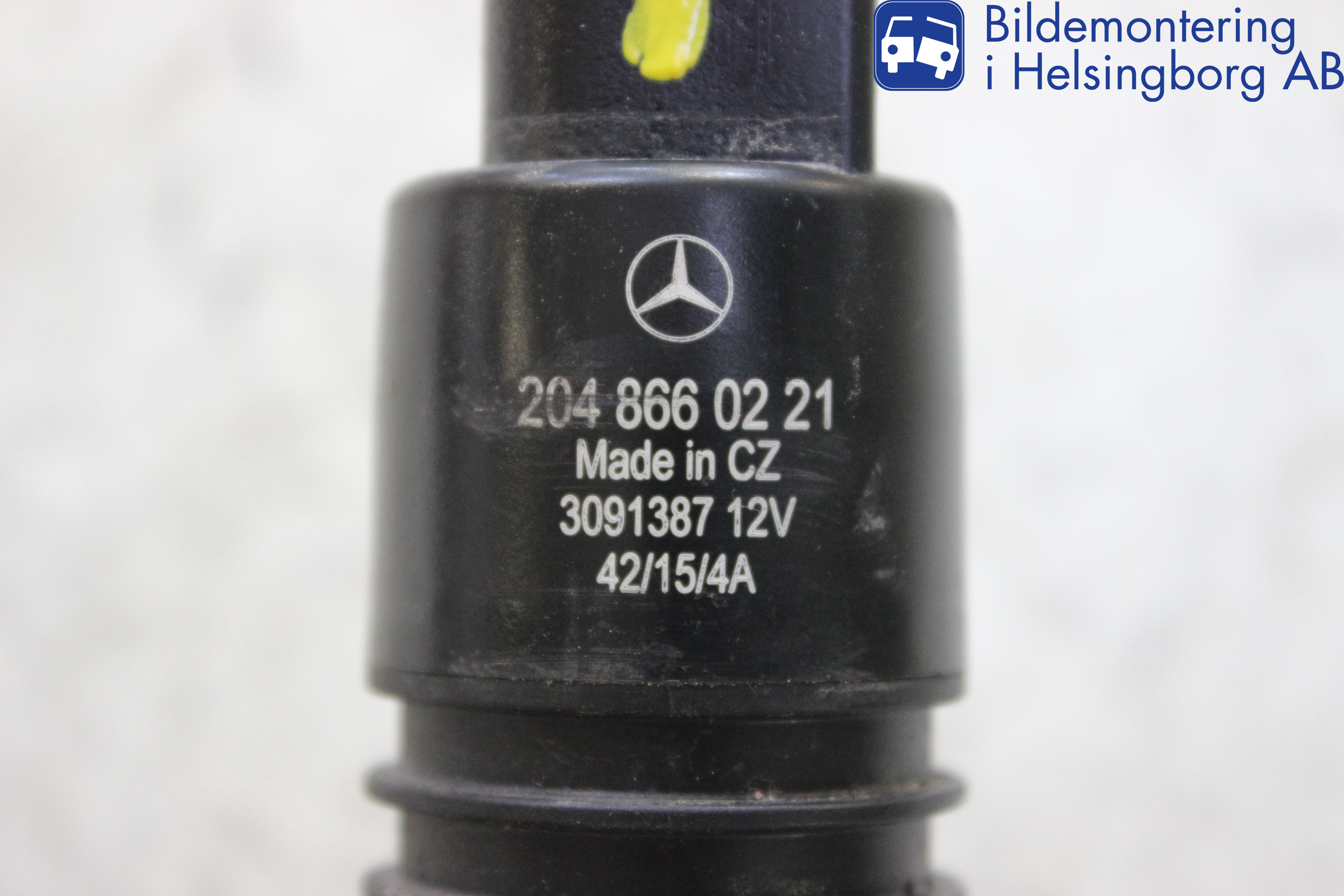 Mercedes-Benz MB E-KLASS (W212) 09-16 Spolarpump Vindruta