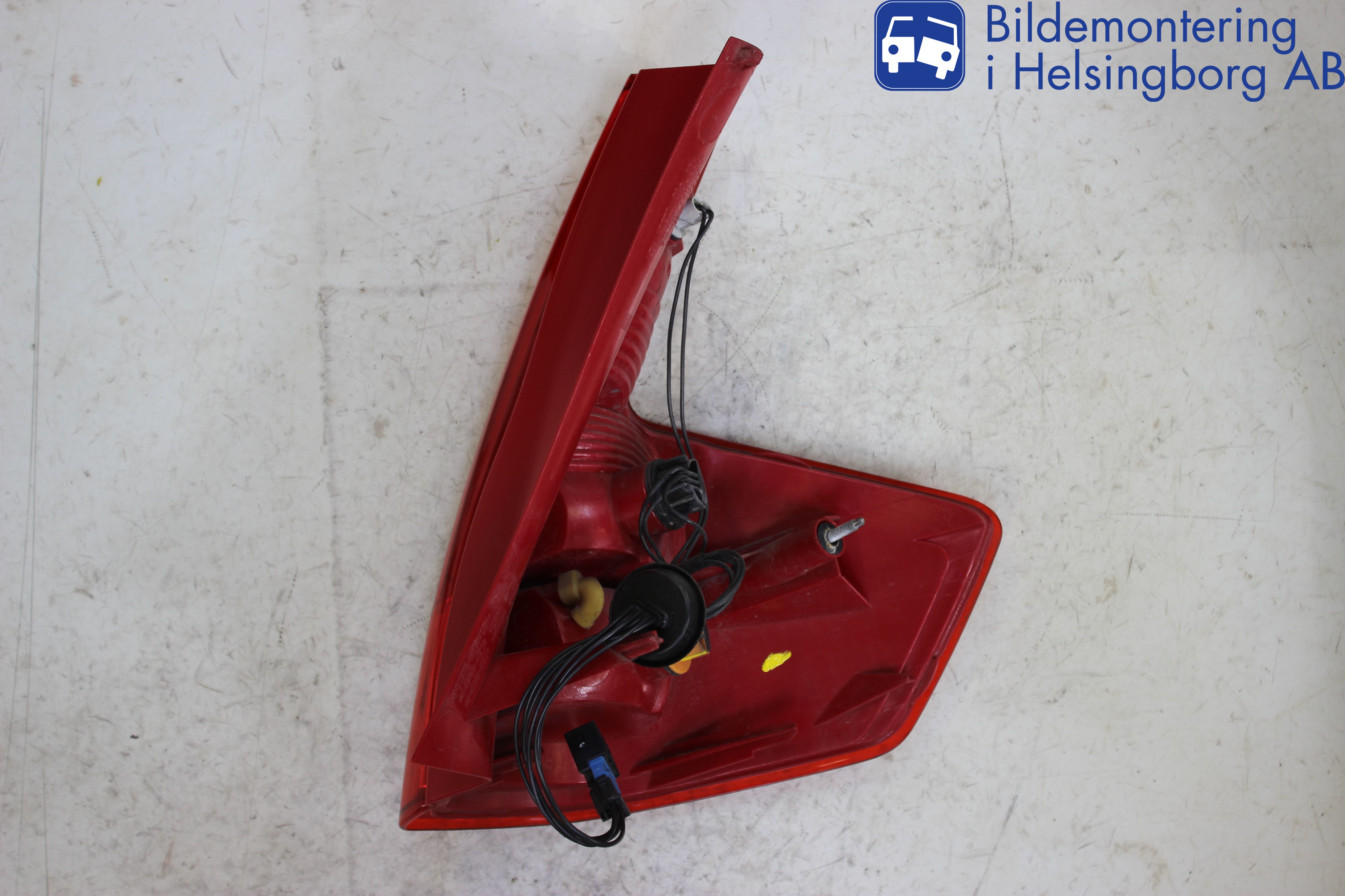 Citroen C4 I   05-10 Bakljus Vänster