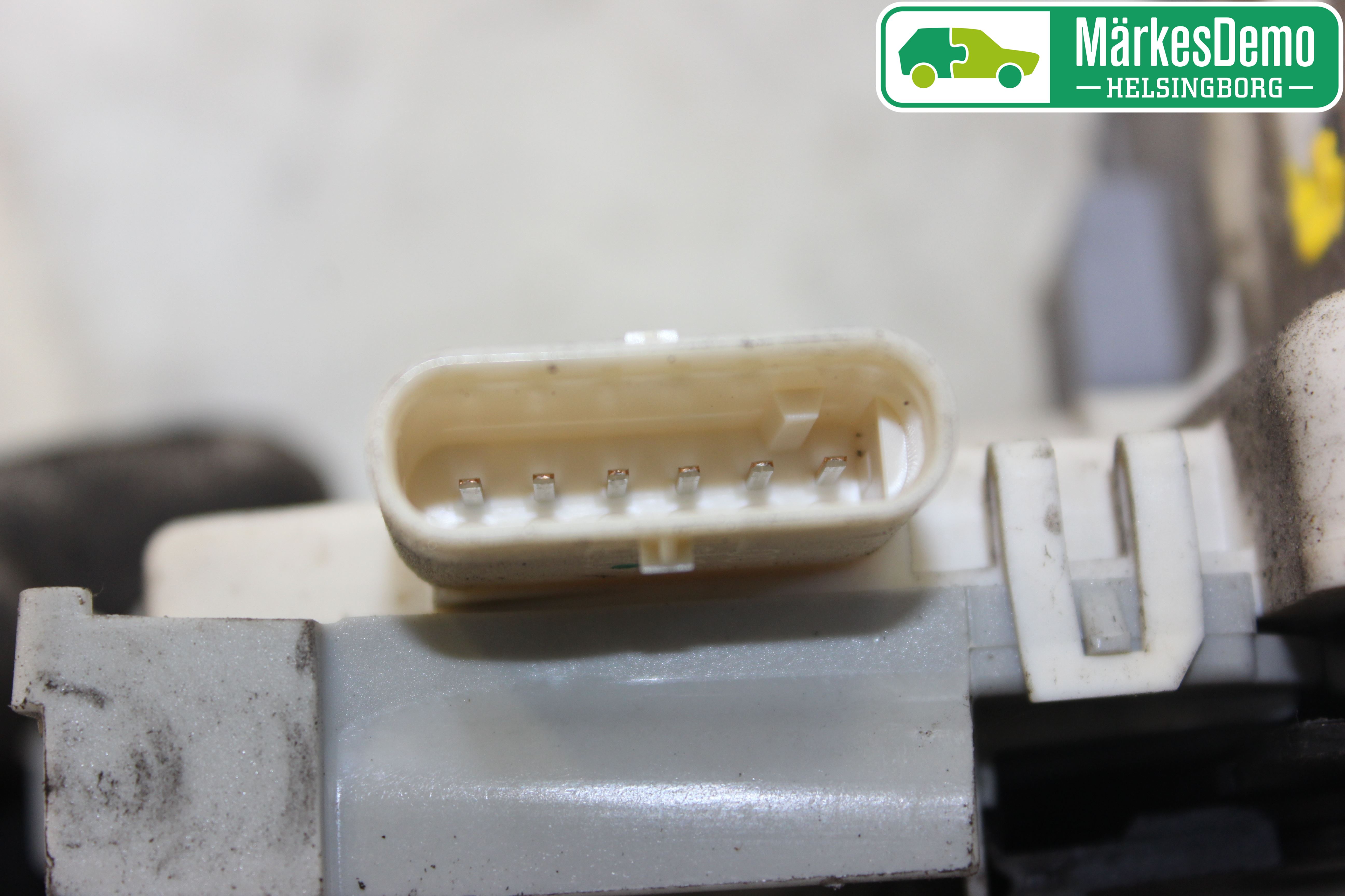 Audi A1/S1 11-18 Centrallåsmotor Vänster