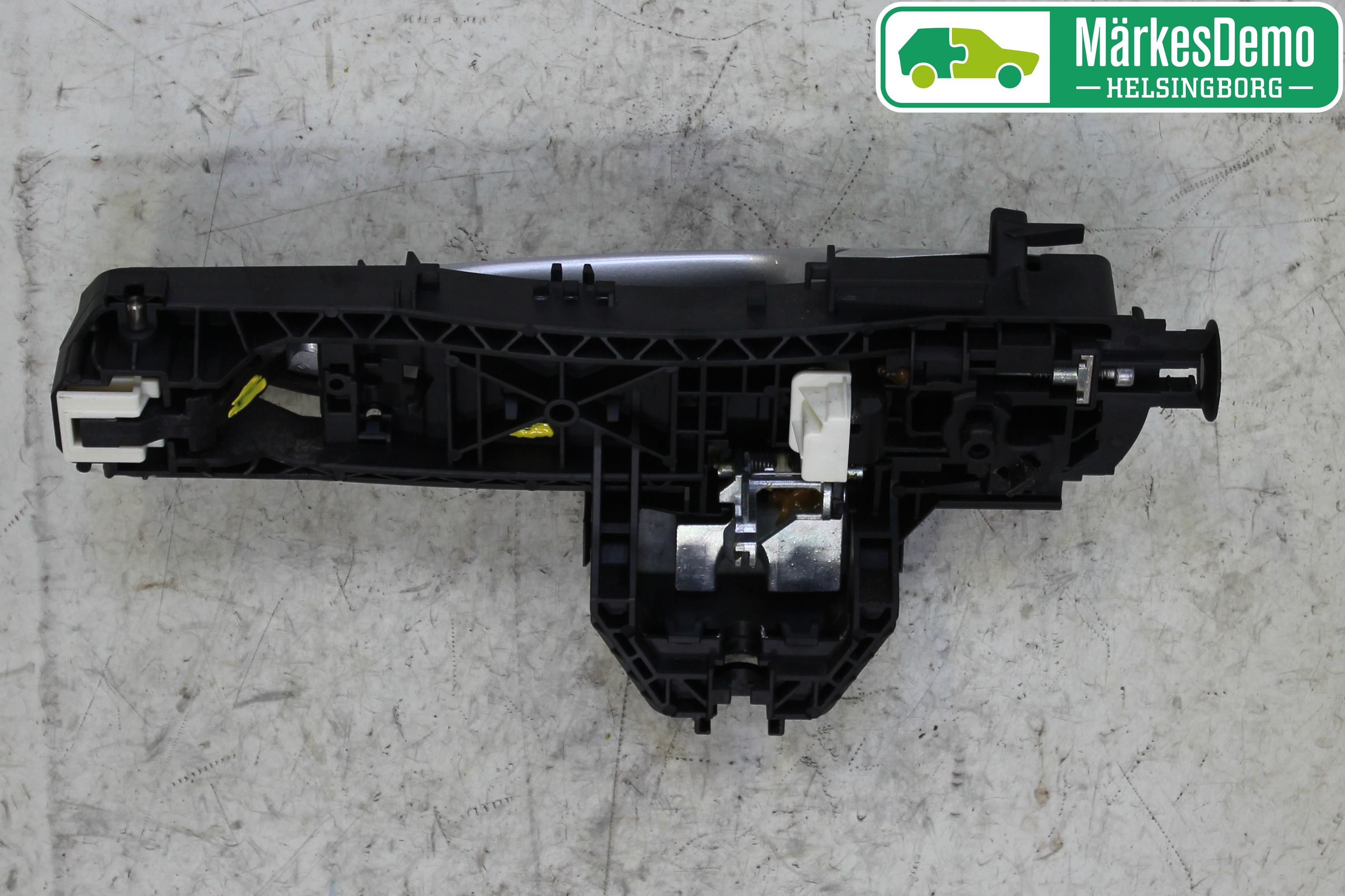 Mercedes-Benz MB E-KLASS (W212) 09-16 Dörrhandtag Yttre Hö