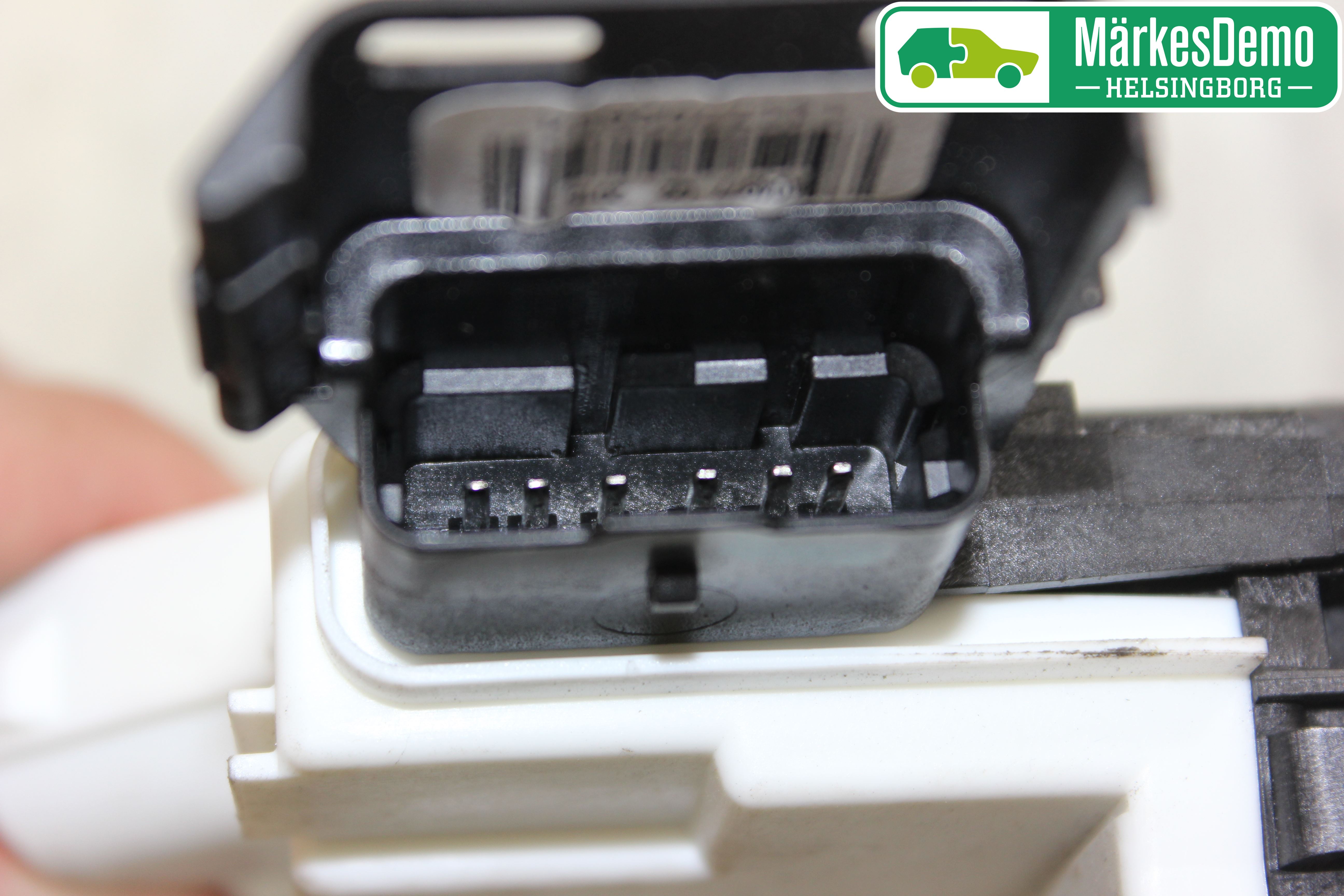 Citroen C4 CACTUS 14-20 Centrallåsmotor Höger