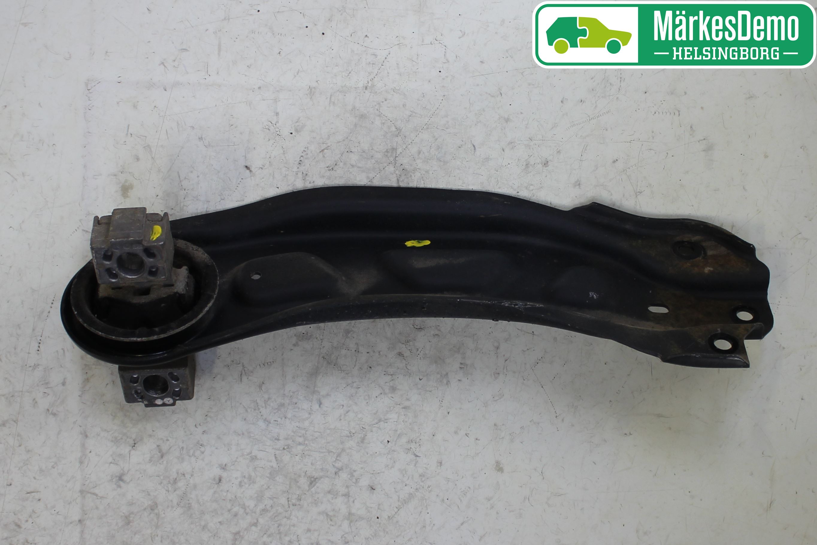 Mercedes-Benz MB B-KLASS (W246/W242) 12-19 Bärarm Bak Vänster