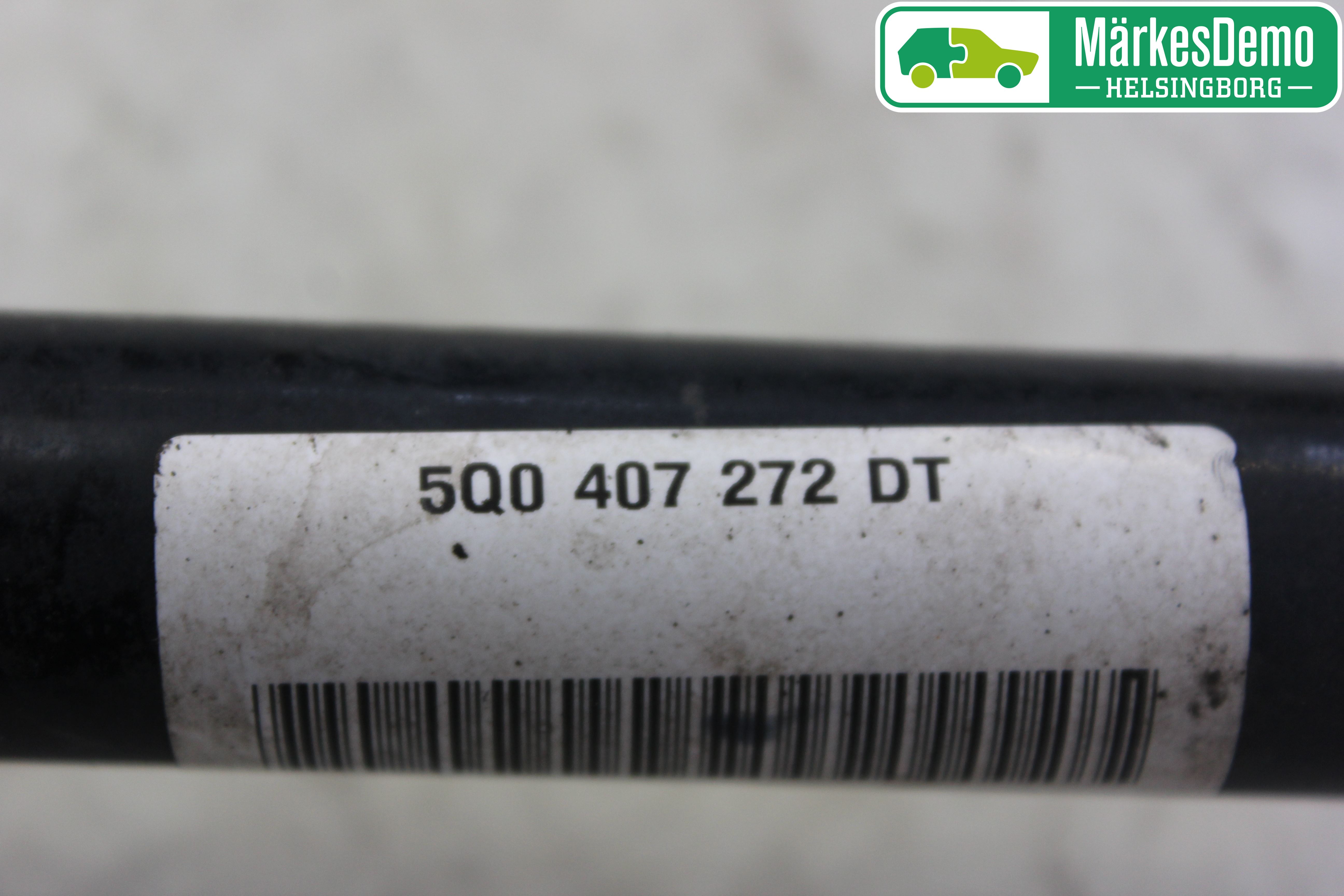 Volkswagen VW CADDY 16-20 Drivaxel Fram Höger