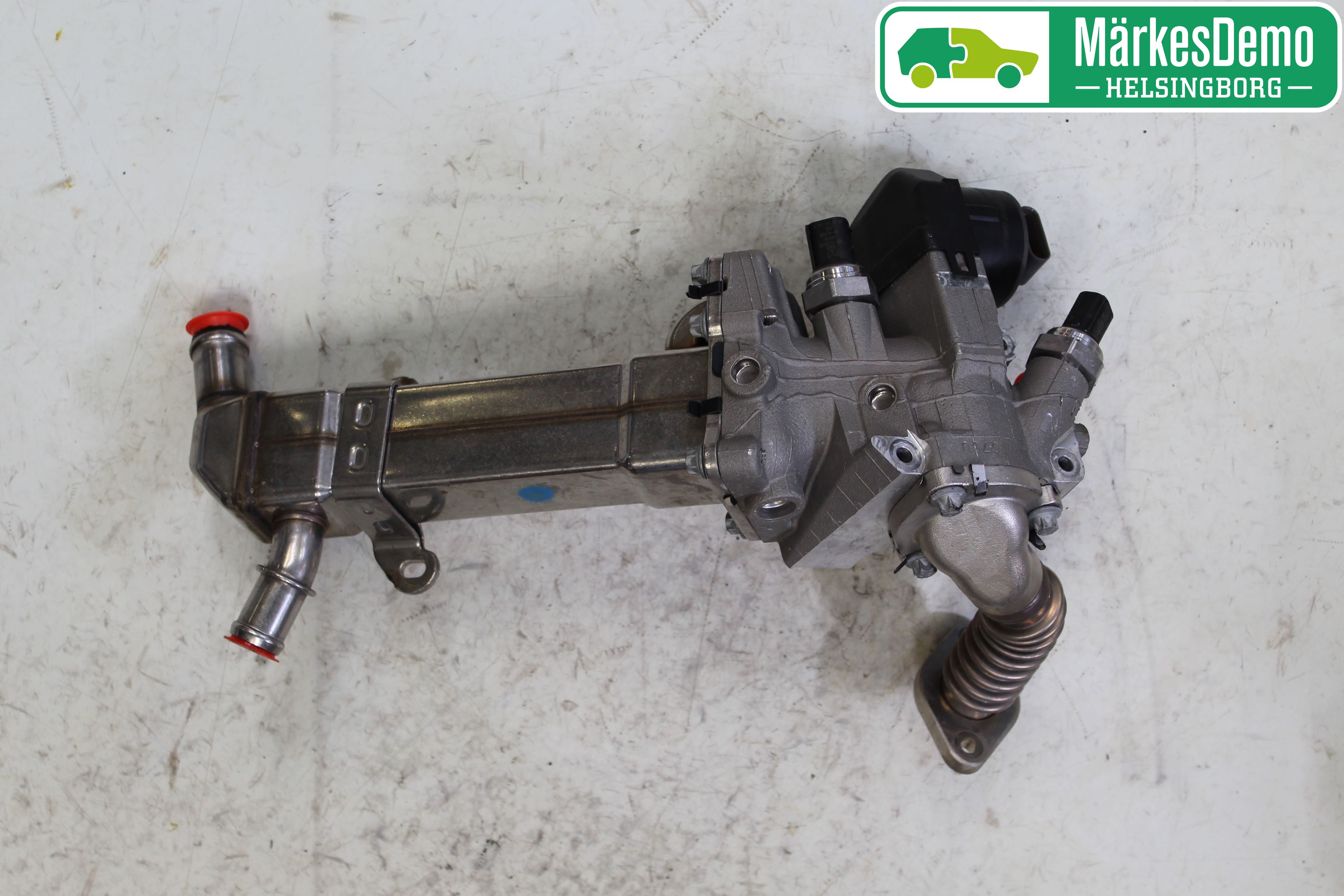 Mercedes-Benz MB C-KLASS (W205) 14-21 Avgaskylare