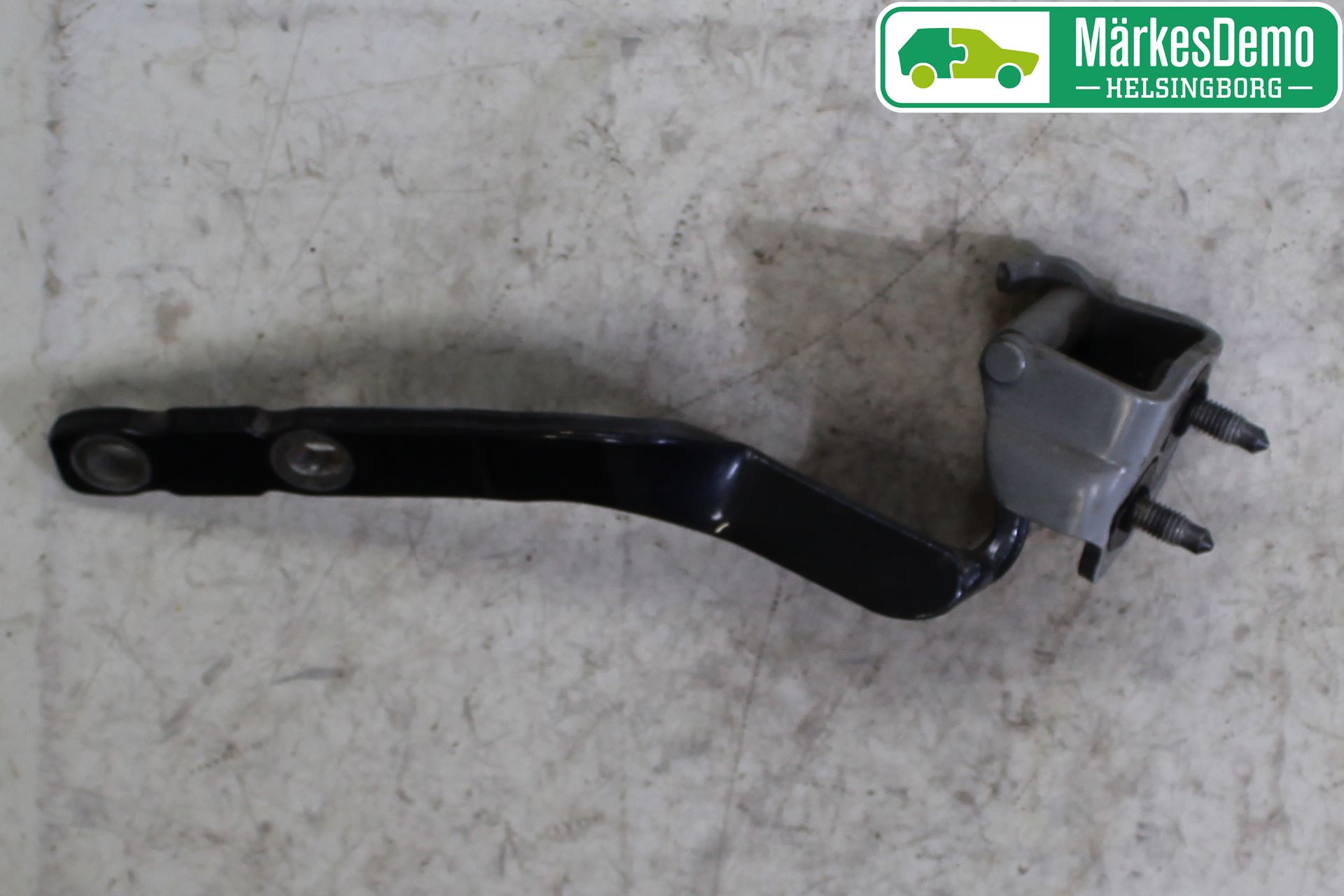 Audi A1/S1 11-18 Bakluckegångjärn Hö