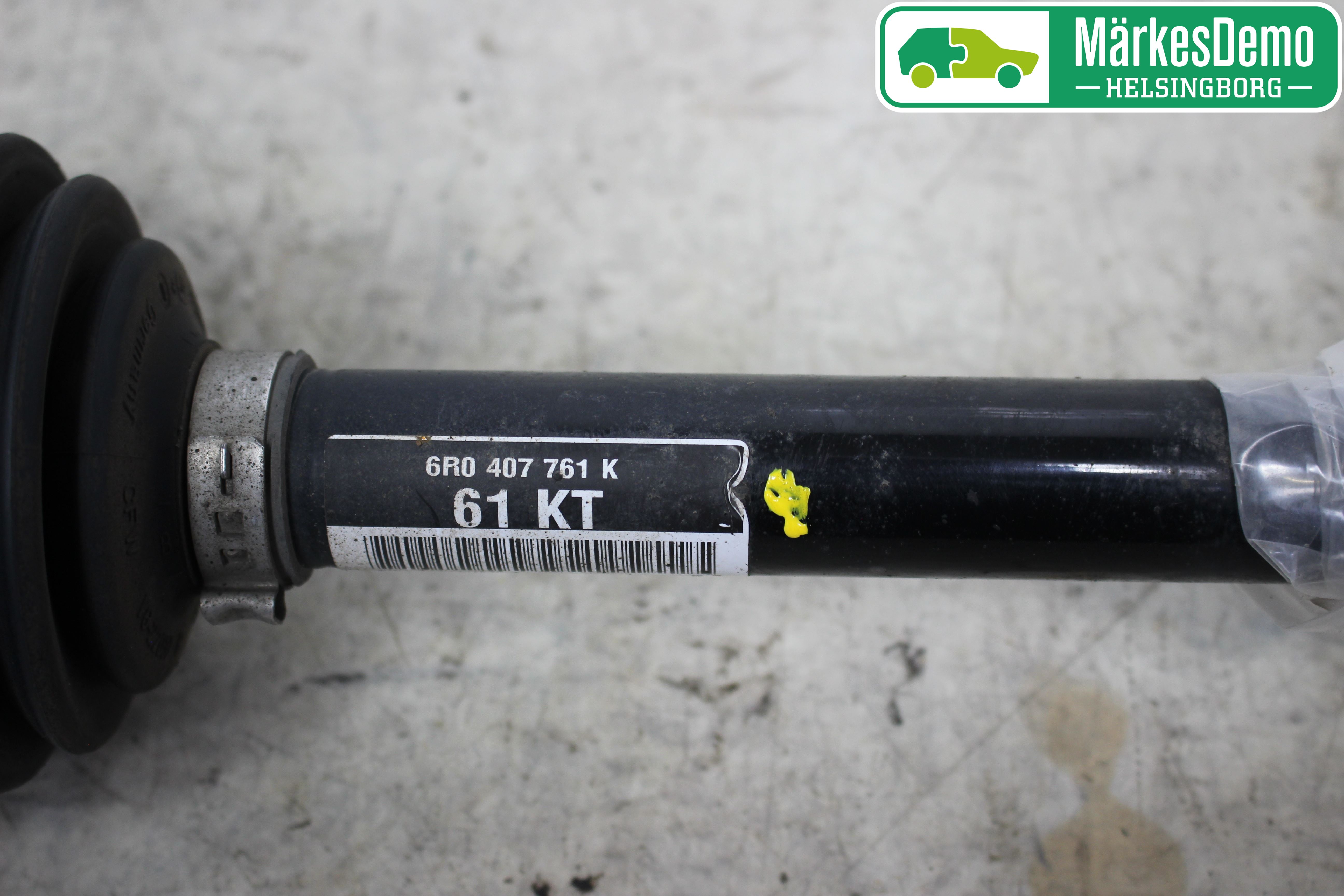 Audi A1/S1 11-18 Drivaxel Fram Vänster