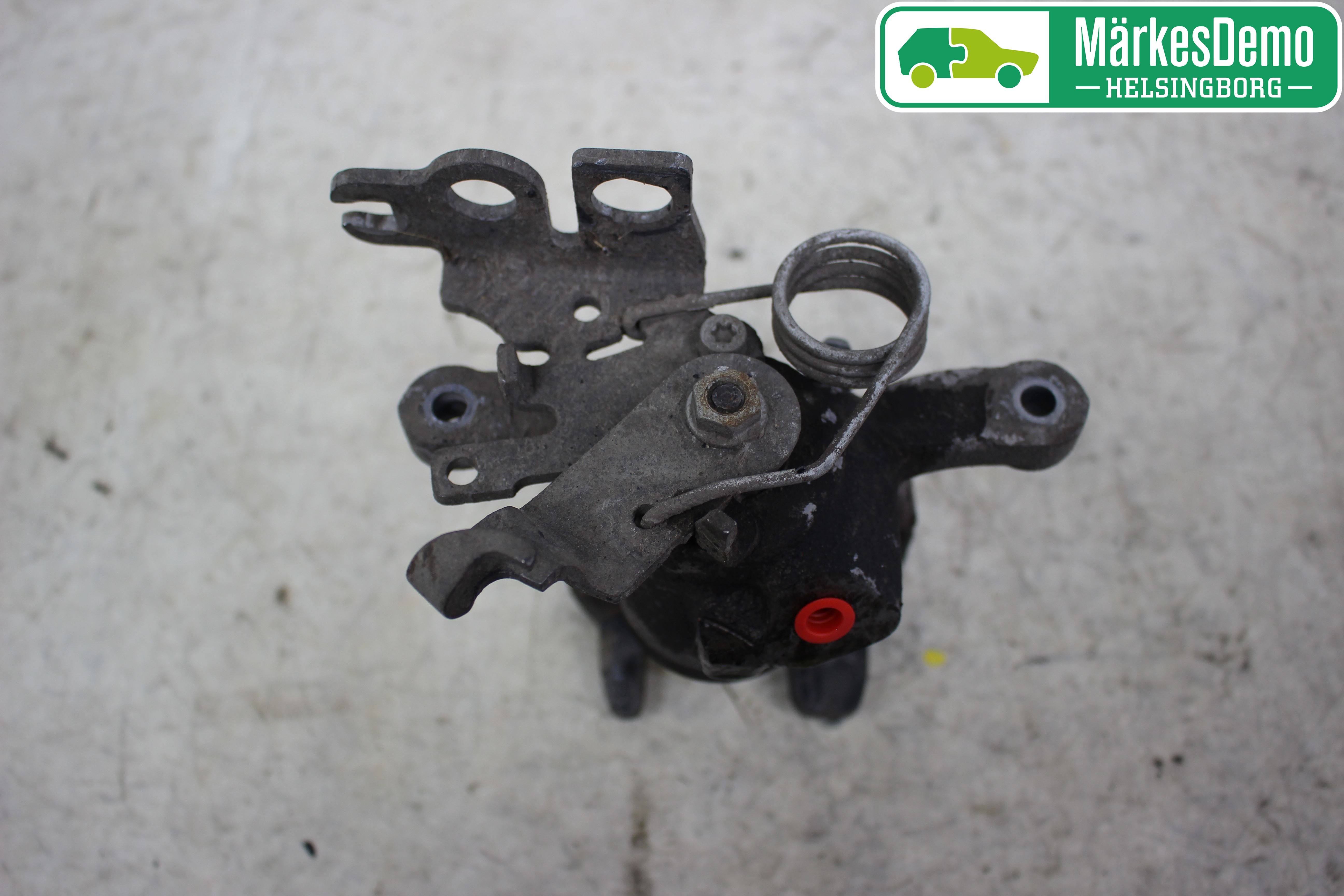 Volkswagen VW CADDY 16-20 Bromsok Bak Höger