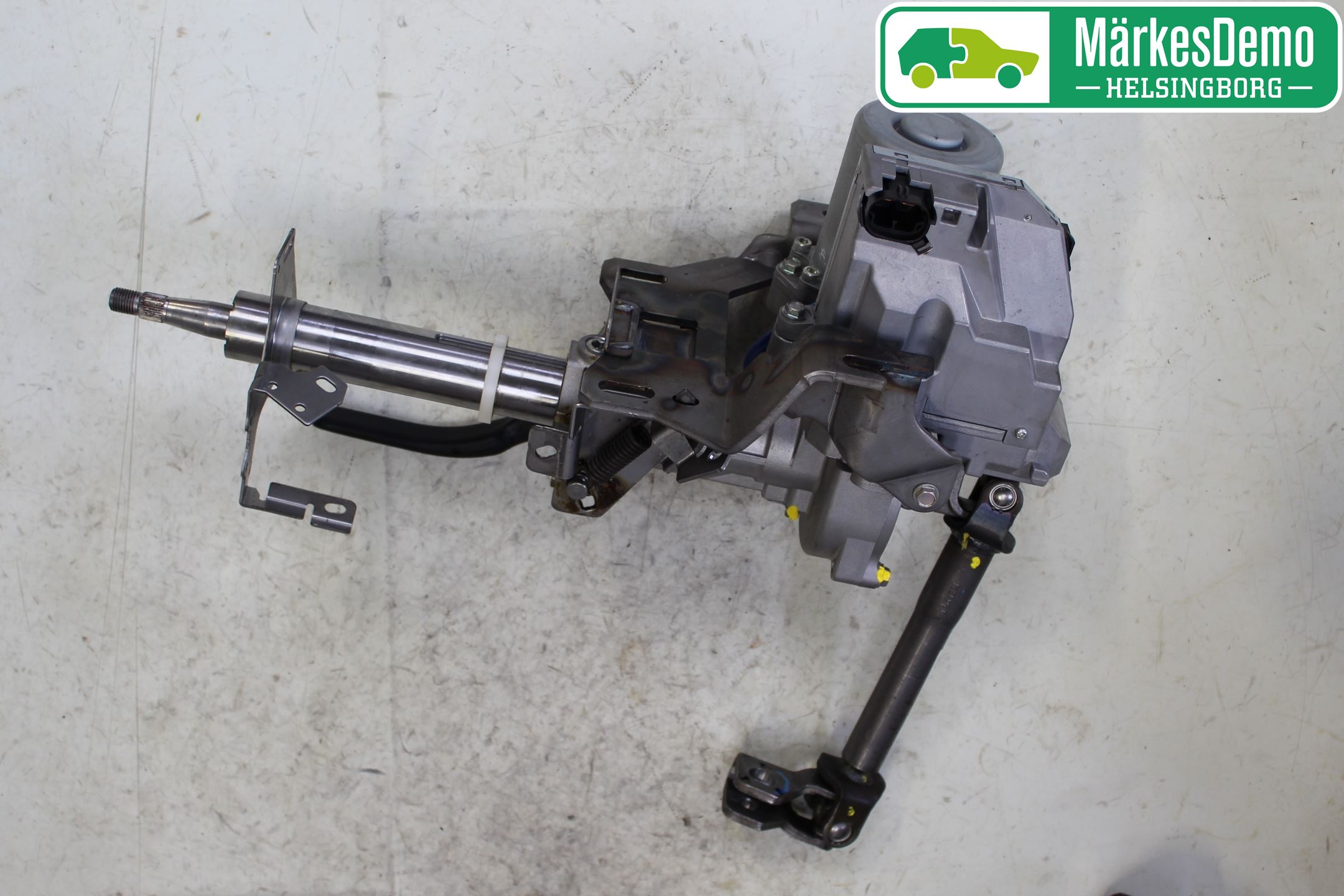 Nissan QASHQAI   07-10 Rattaxelagg Med Inb Servo