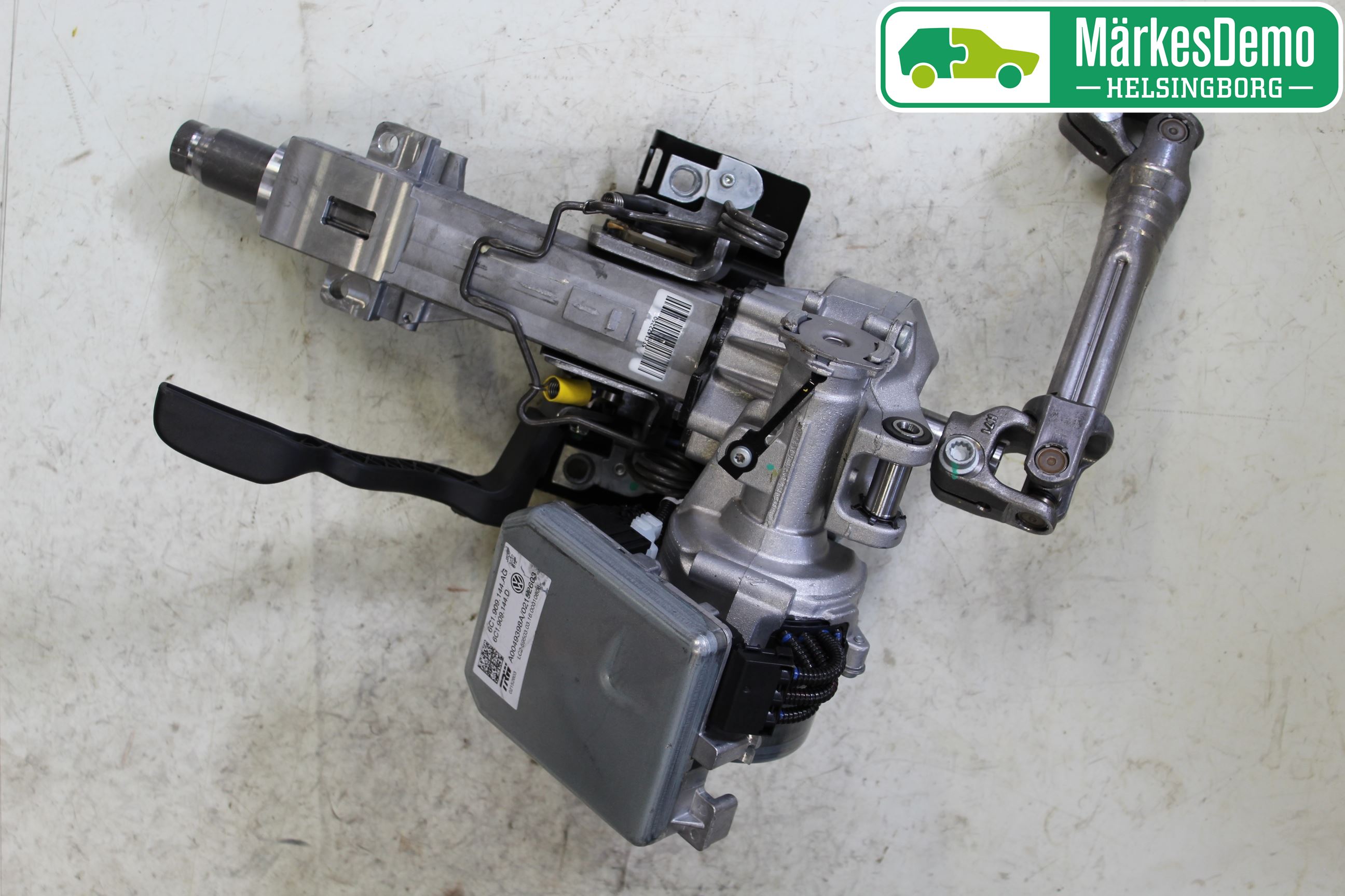 Skoda FABIA 15-21 Rattaxelagg Med Inb Servo