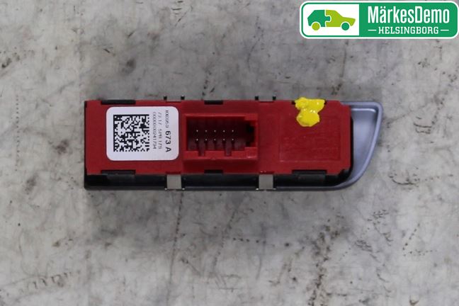 Audi A1/S1 11-18 Strömställare Antisladd