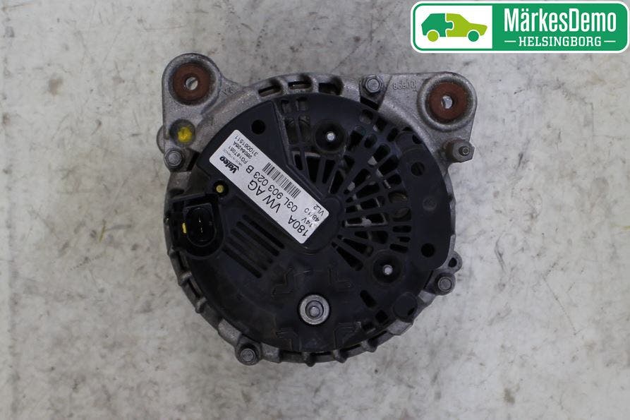 Volkswagen VW PASSAT 11-14 Generator
