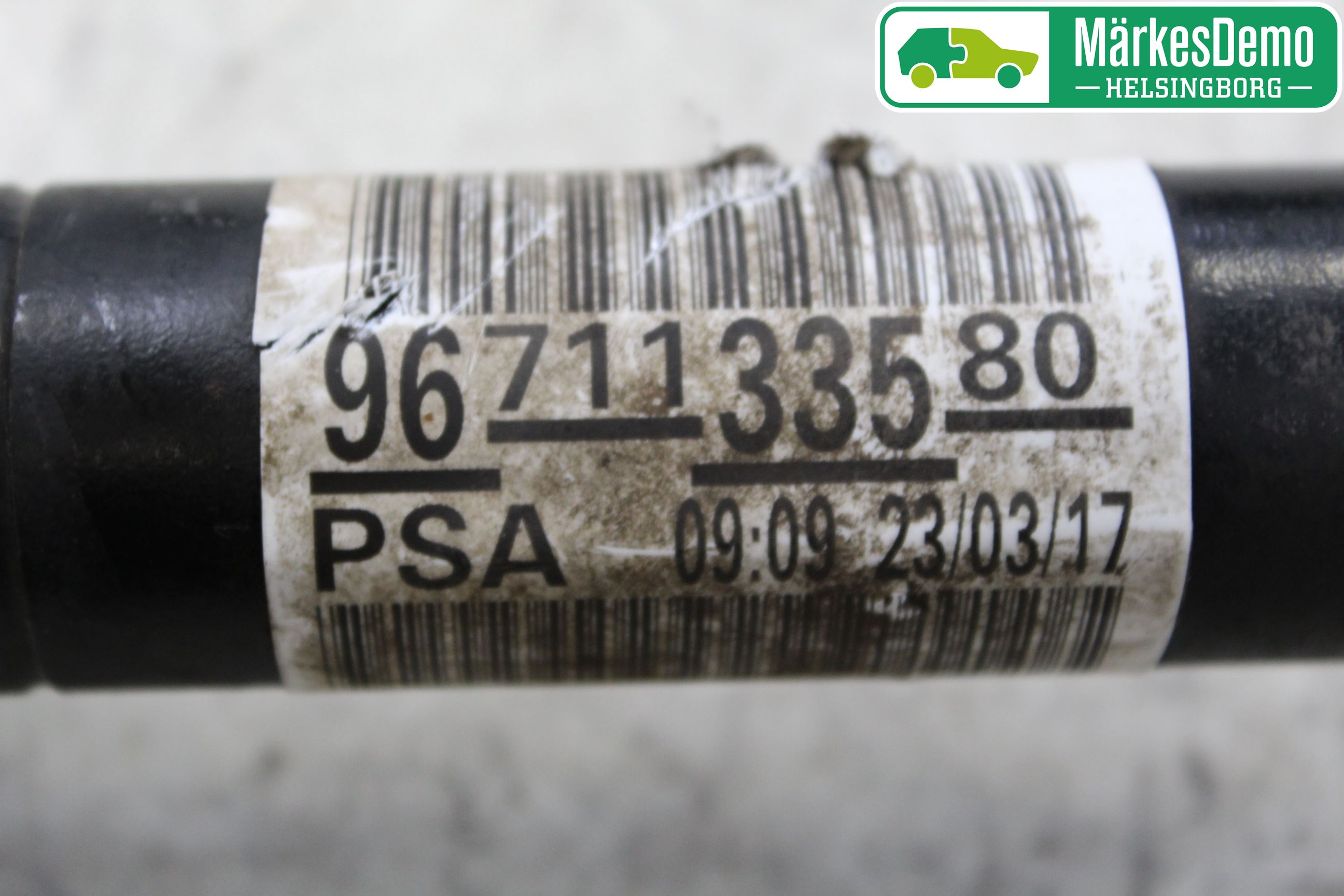 Peugeot PARTNER 16-18 Drivaxel Fram Vänster