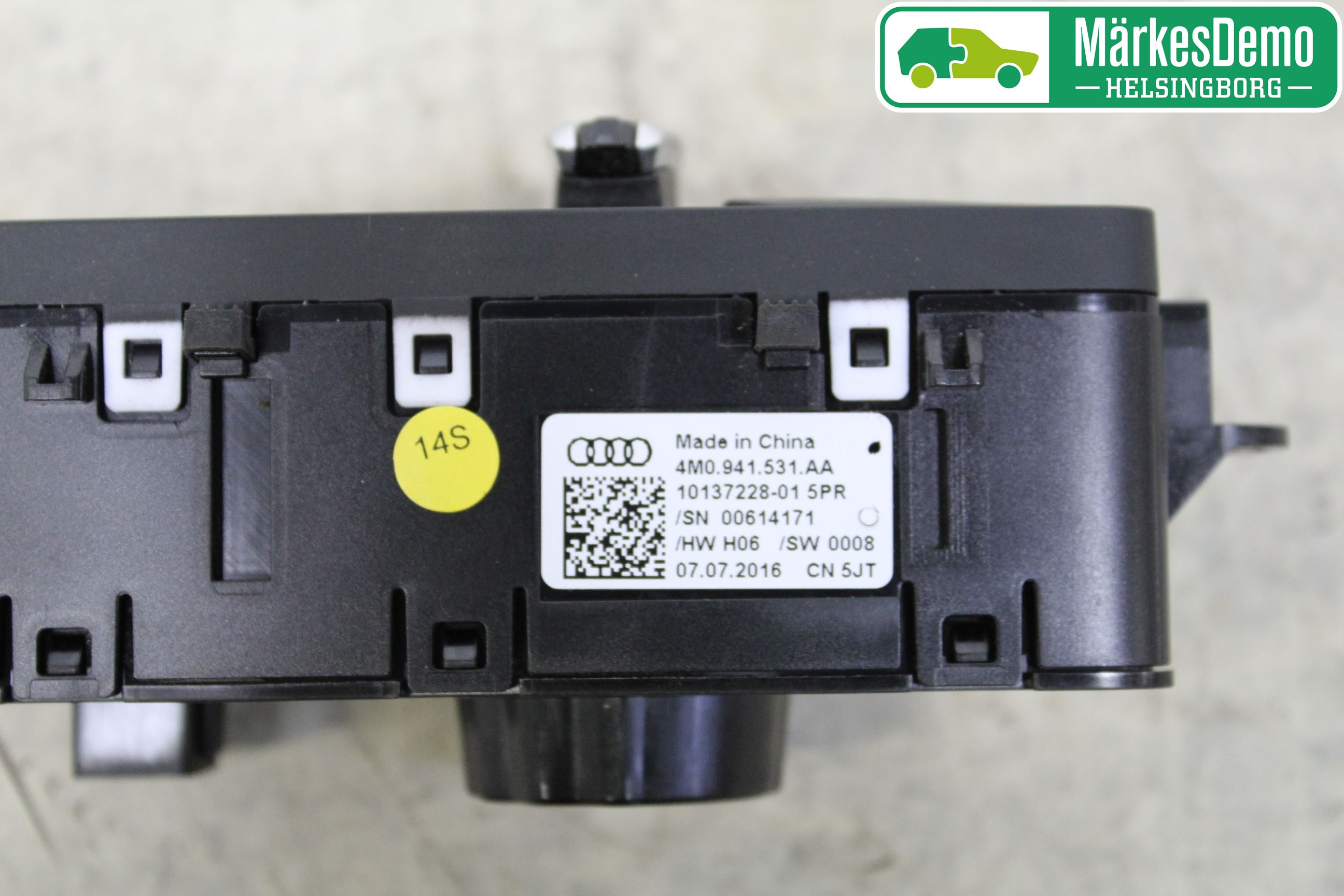 Audi A4/S4 B9 16-19 Strömställare Ljus