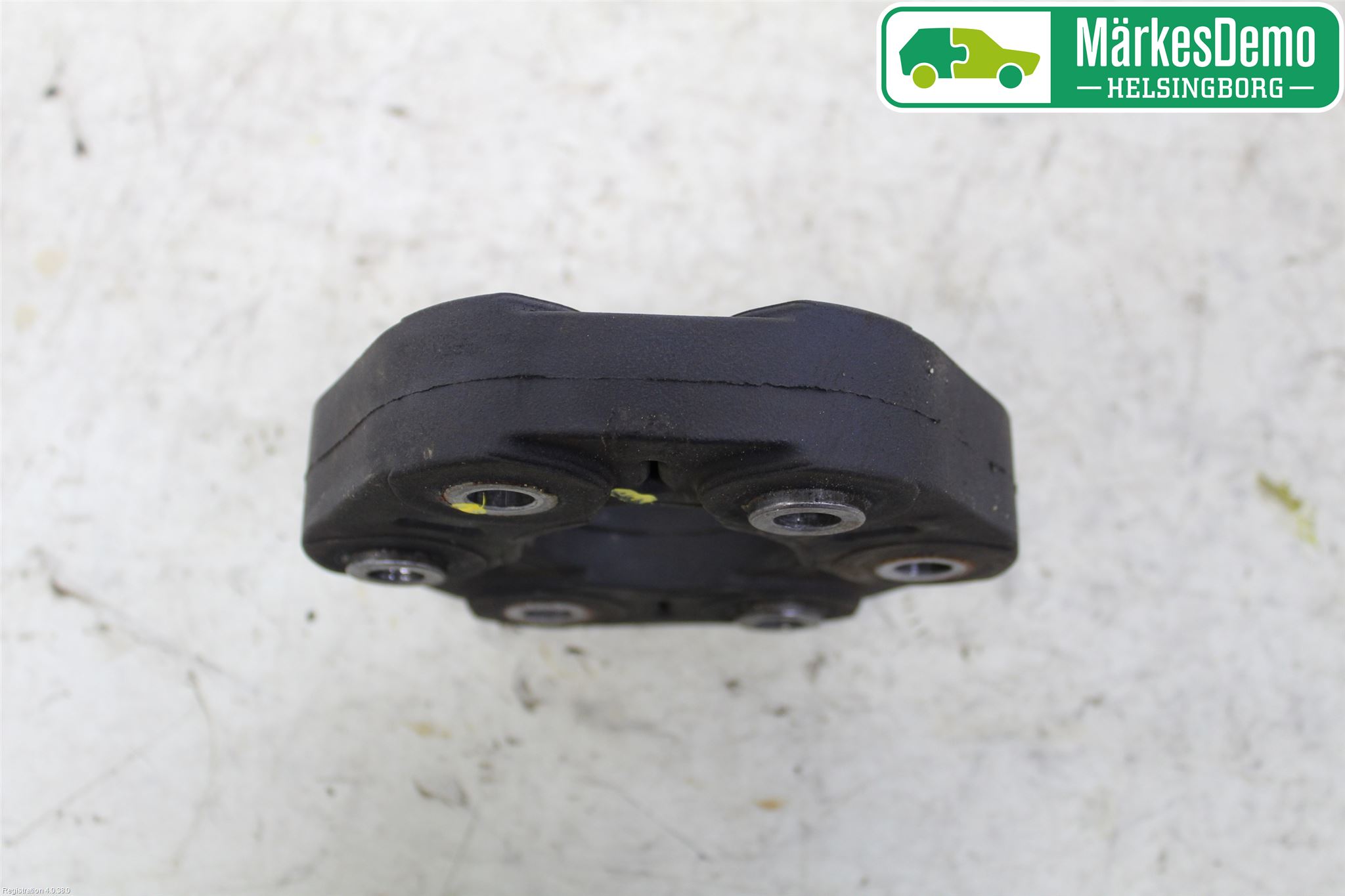 Mercedes-Benz MB E-KLASS (W213) 16-23 Mellanaxel Gummiknut