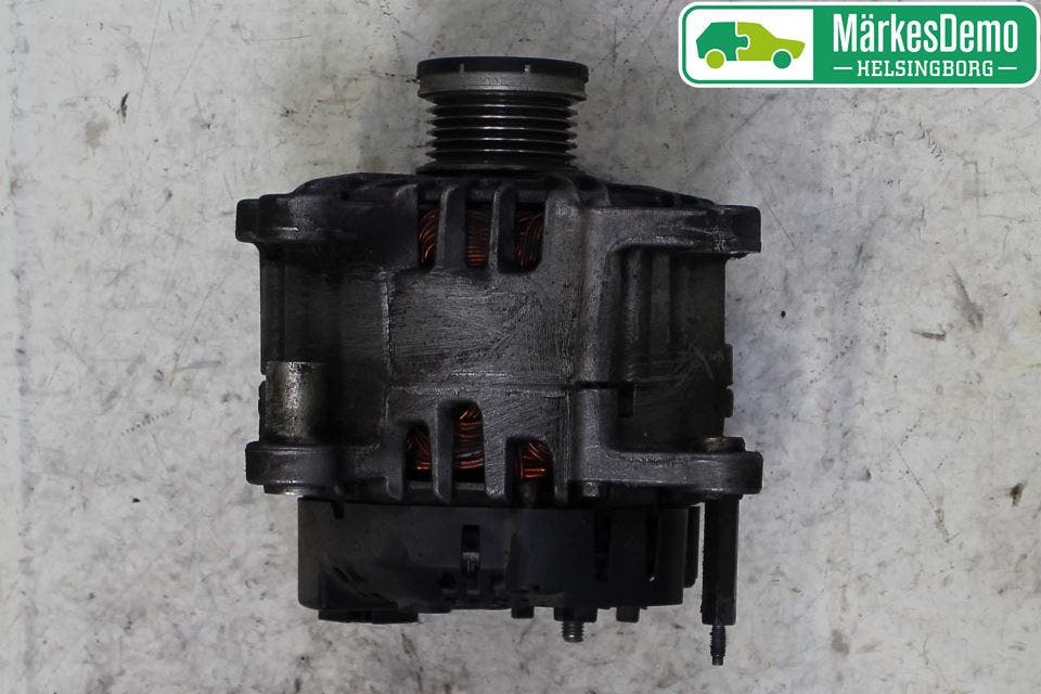 Volkswagen VW GOLF VI 09-13 Generator