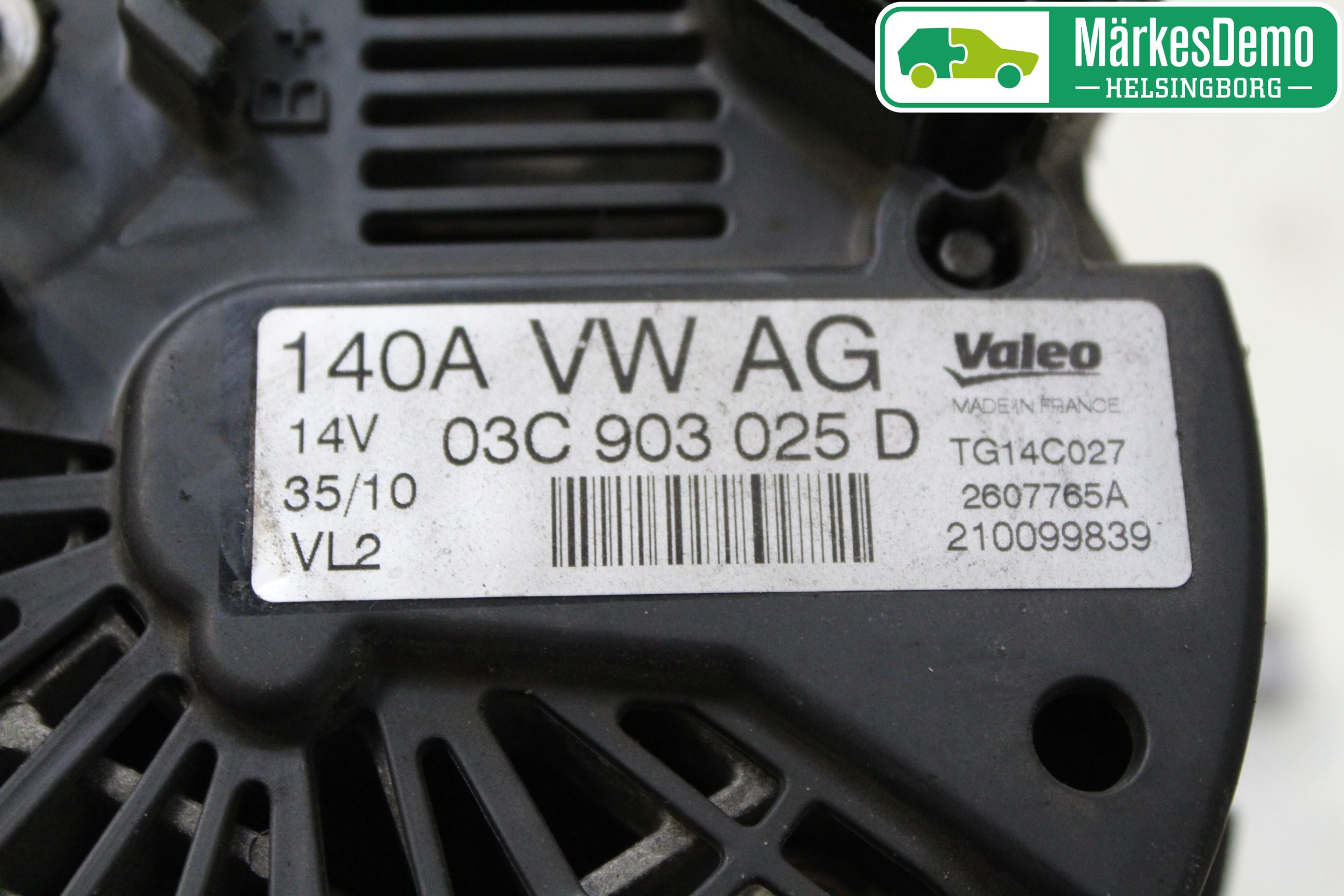 Volkswagen VW GOLF VI 09-13 Generator