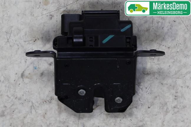 Fiat 500X 15- Låskista Baklucka