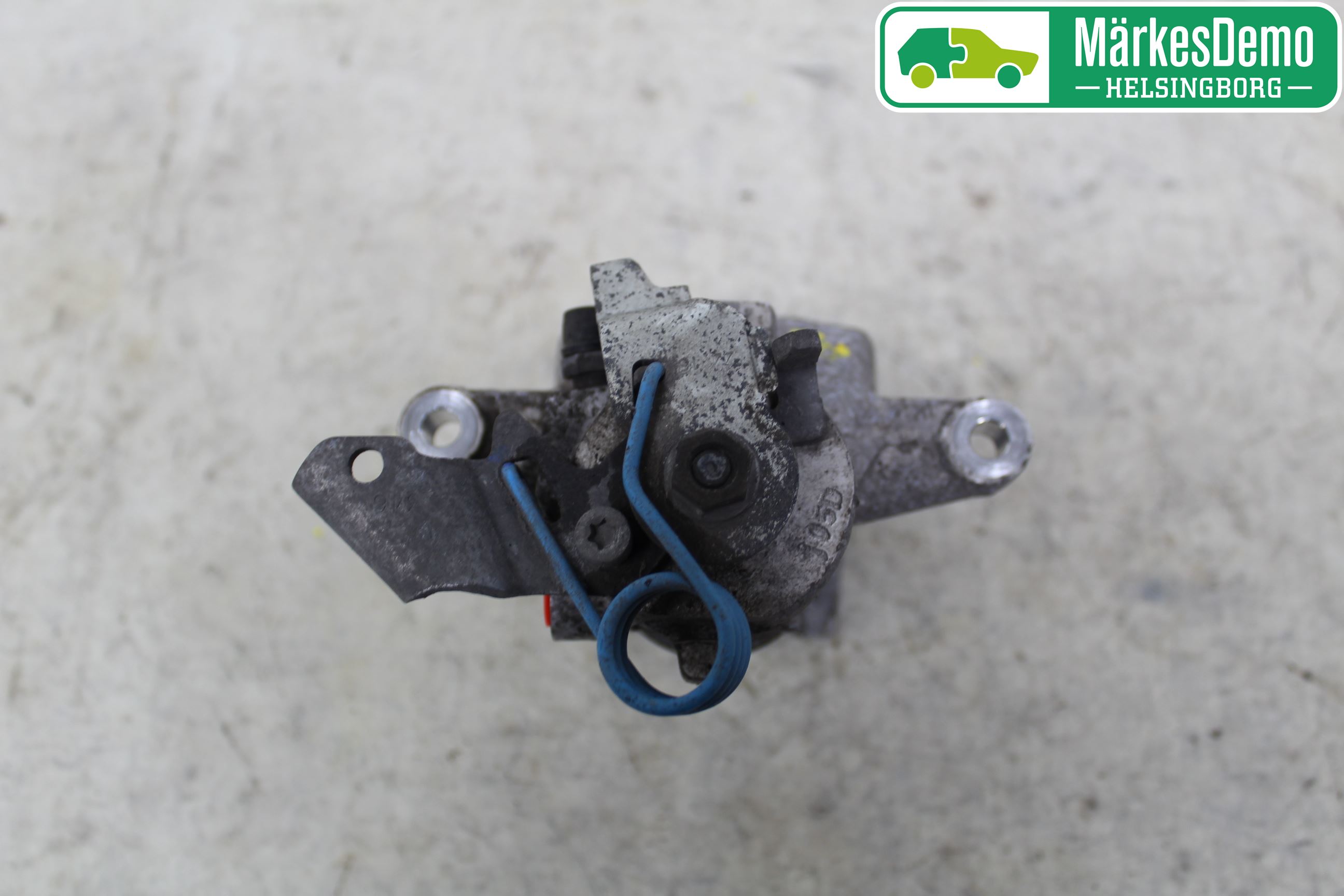 Fiat TIPO/CROSS 16- Bromsok Bak Höger