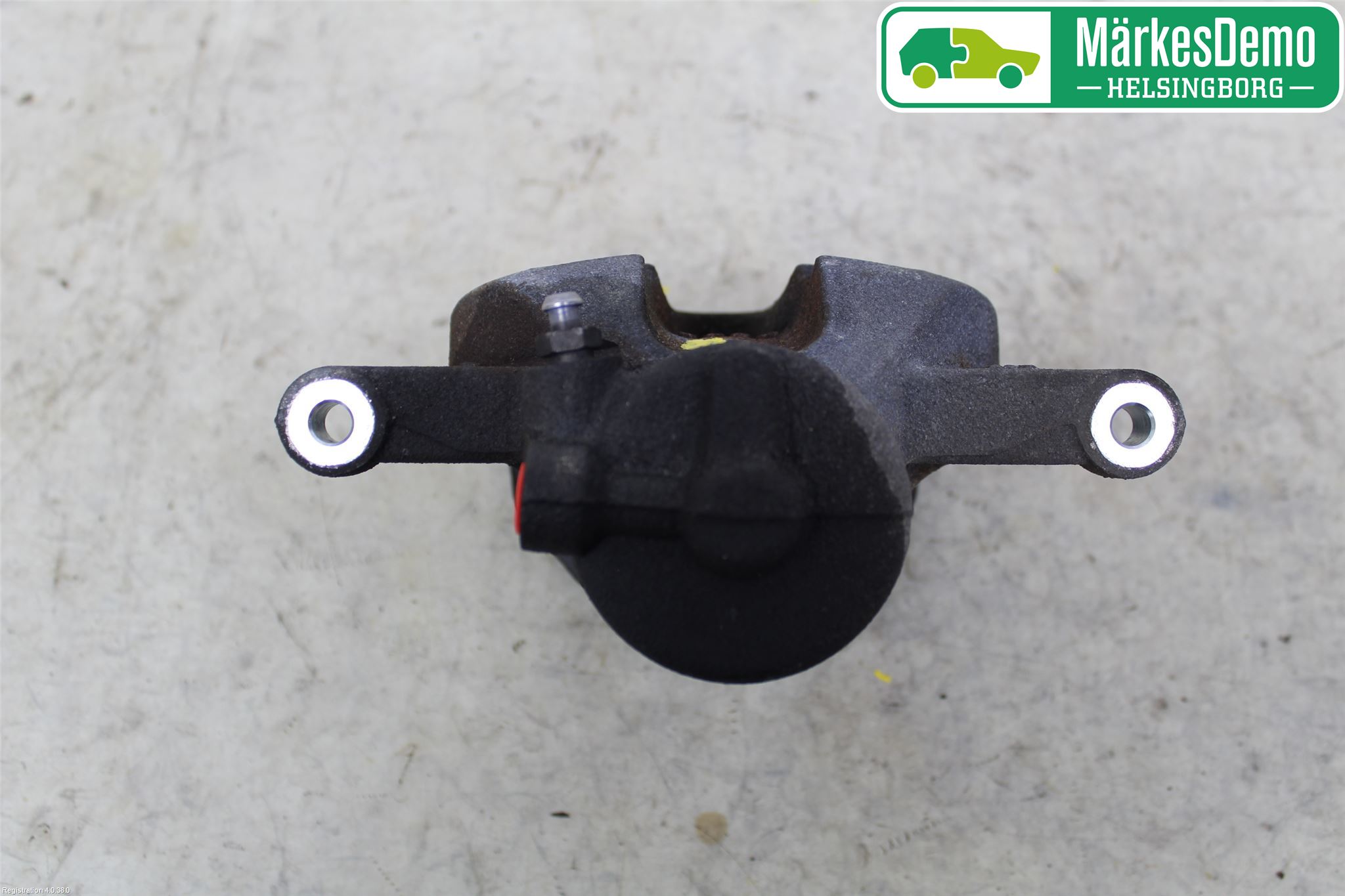 Fiat TIPO/CROSS 16- Bromsok Fram Vänster