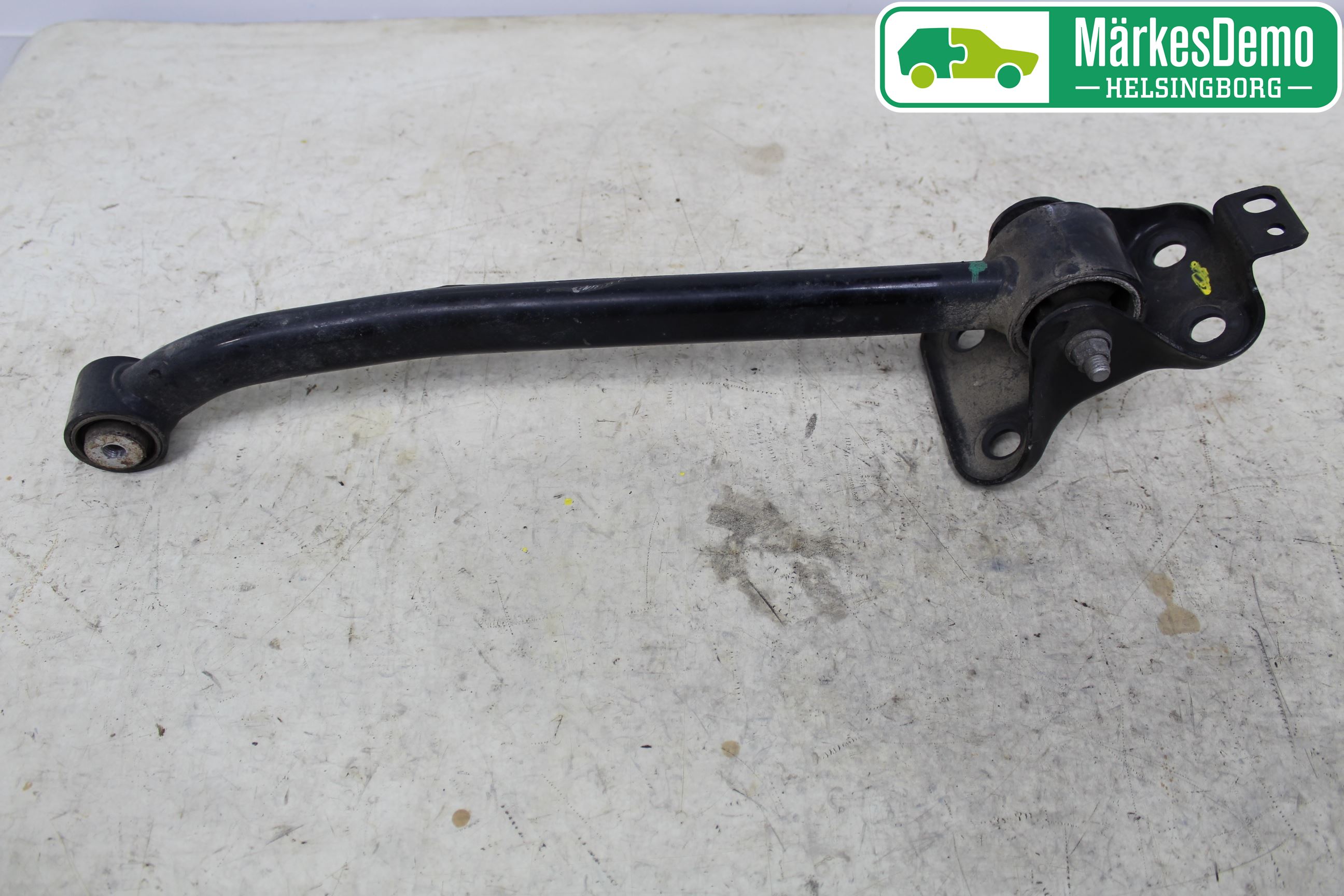 Fiat 500X 15- Bärarm Bak Vänster