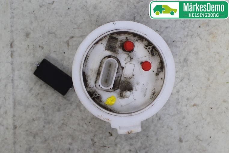 Volkswagen VW CADDY 11-15 Bränslepump El